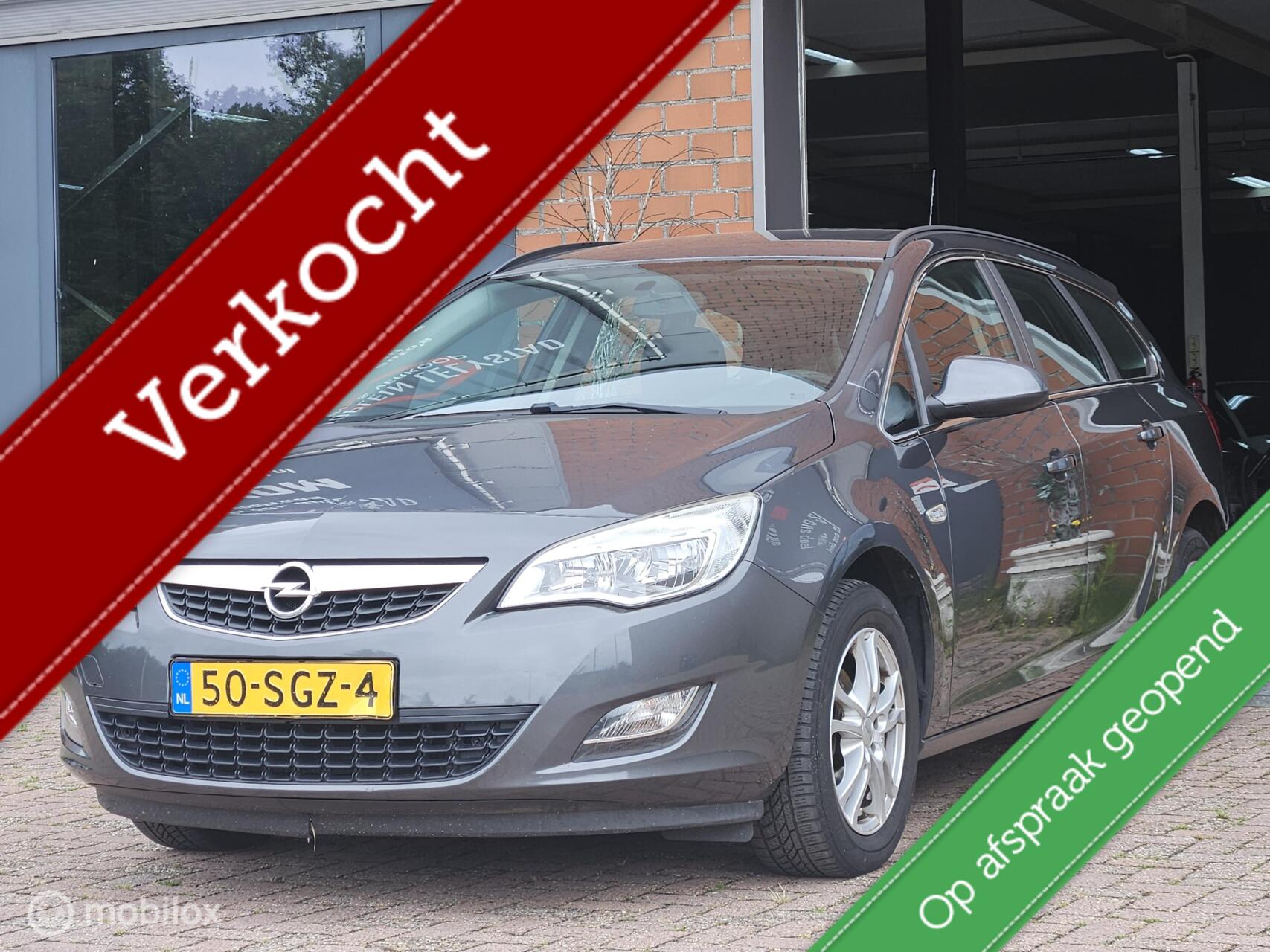 Opel Astra Sports Tourer 1.4 Edition 2011 - voorkant
