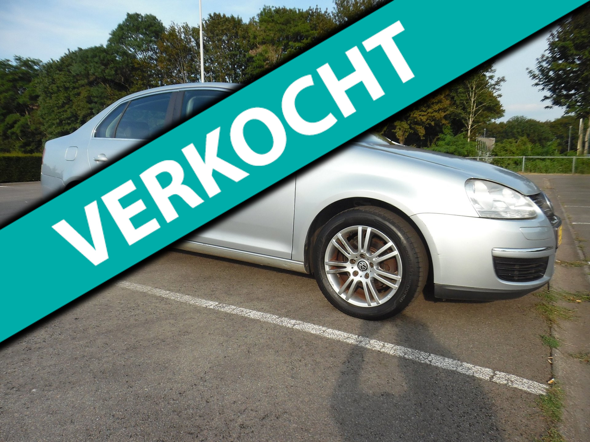Volkswagen Jetta 1.6 Comfortline 2008 - voorkant