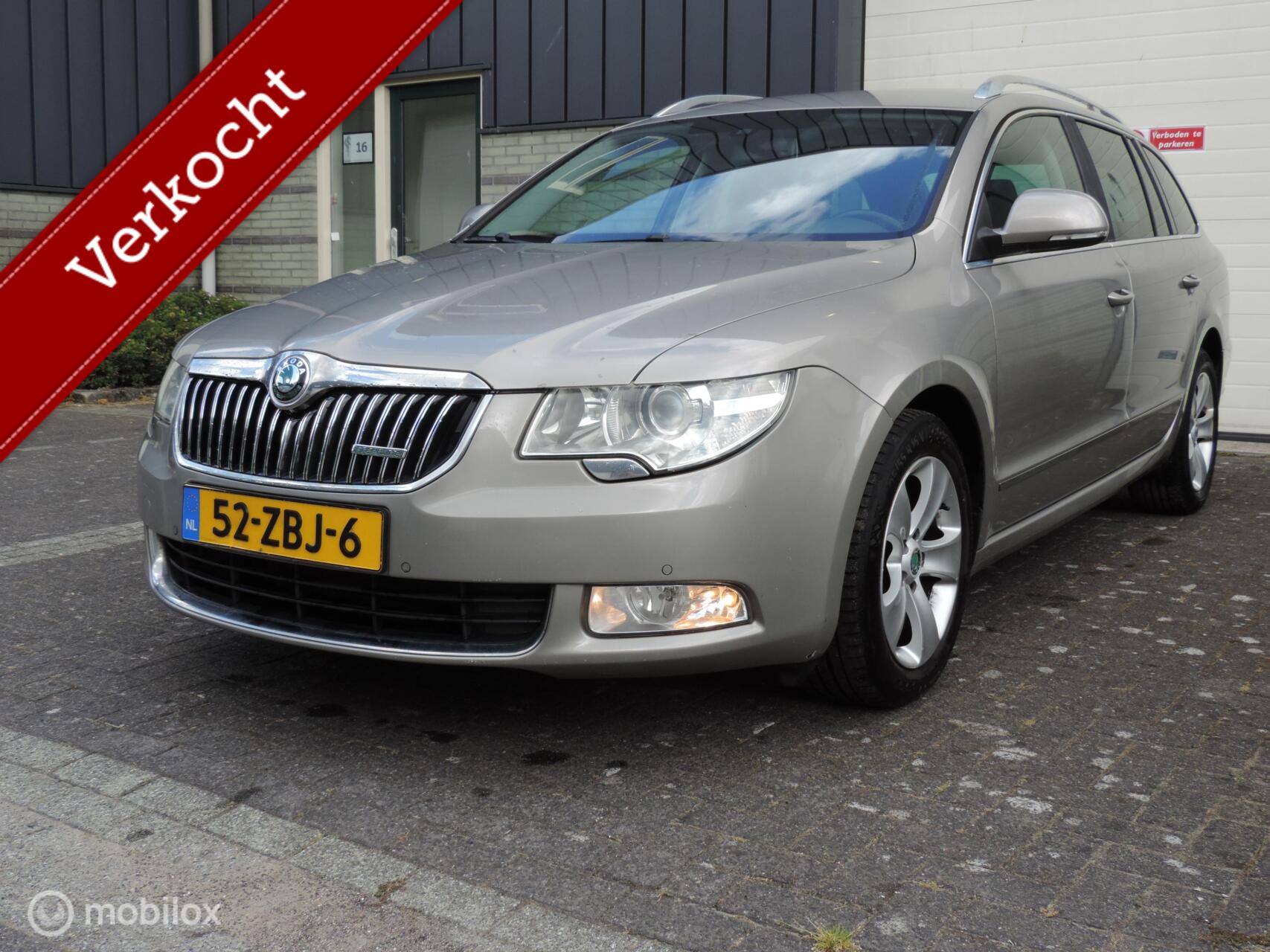 Skoda Superb 1.6 TDI Greenline Ambition Business Line 2012 - voorkant
