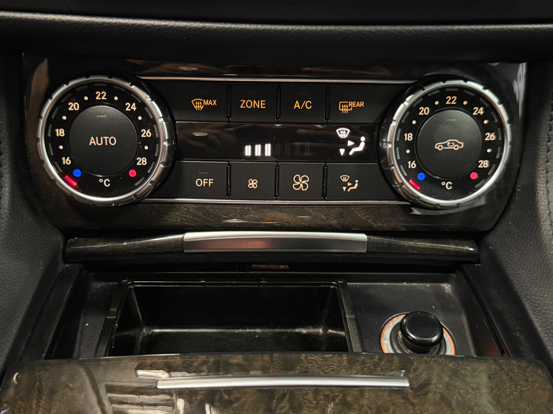Foto van Mercedes-Benz CLS 350