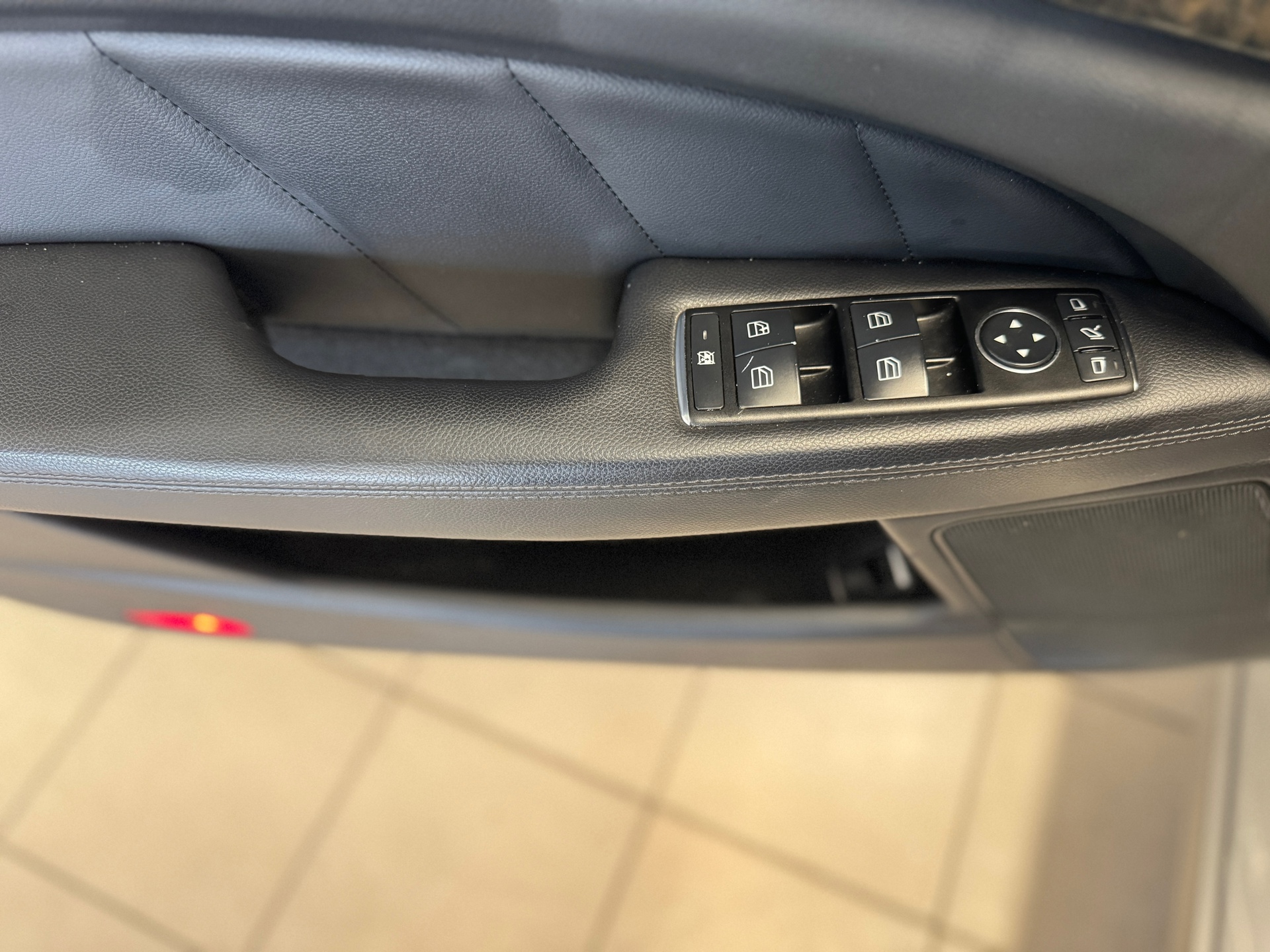 Foto van Mercedes-Benz CLS 350