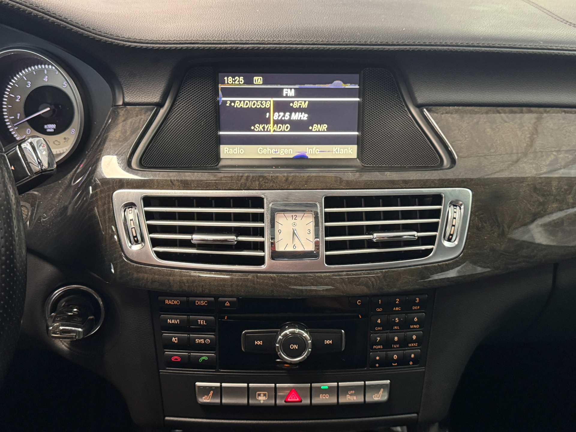 Foto van Mercedes-Benz CLS 350