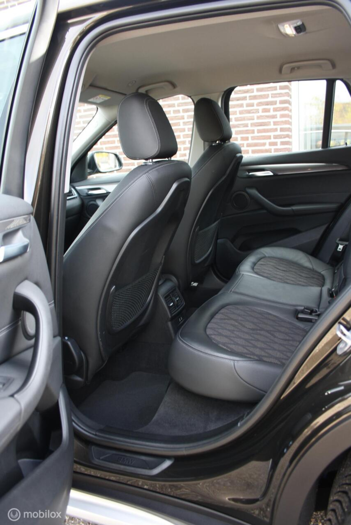 Foto van BMW X1 Sdrive18i