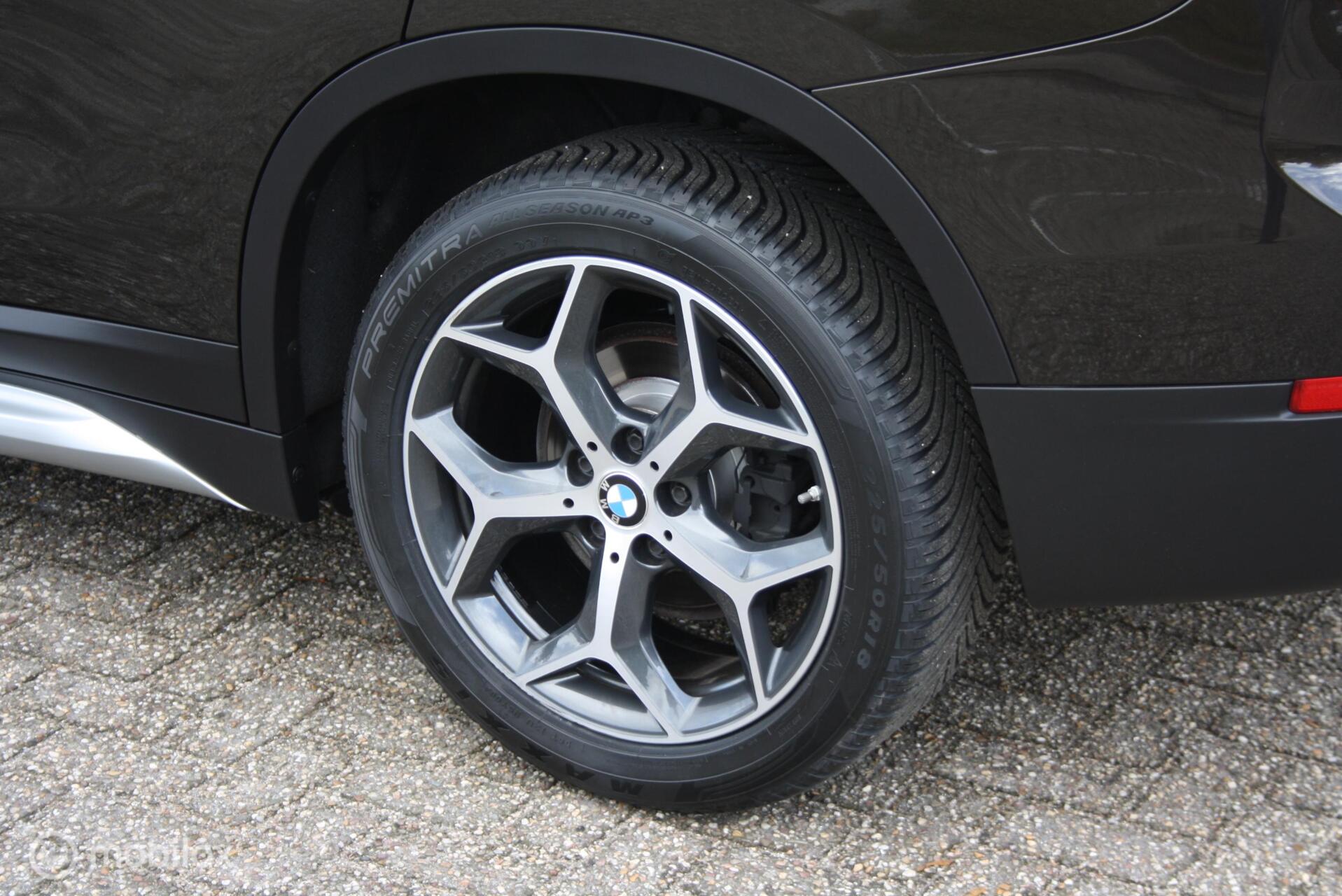 Foto van BMW X1 Sdrive18i
