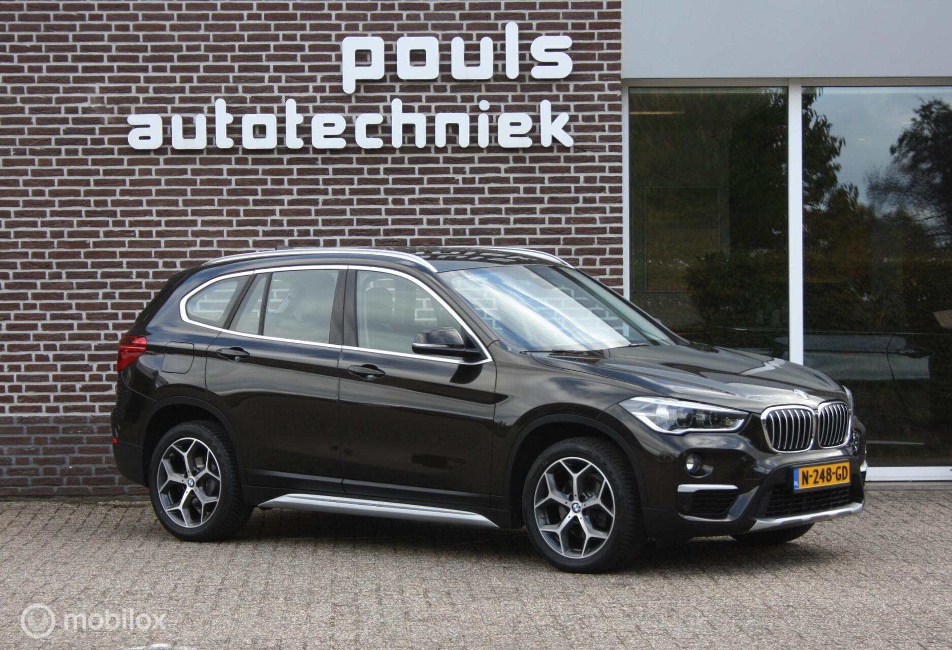 BMW X1 Sdrive18i sDrive18i High Executive 2019 - voorkant