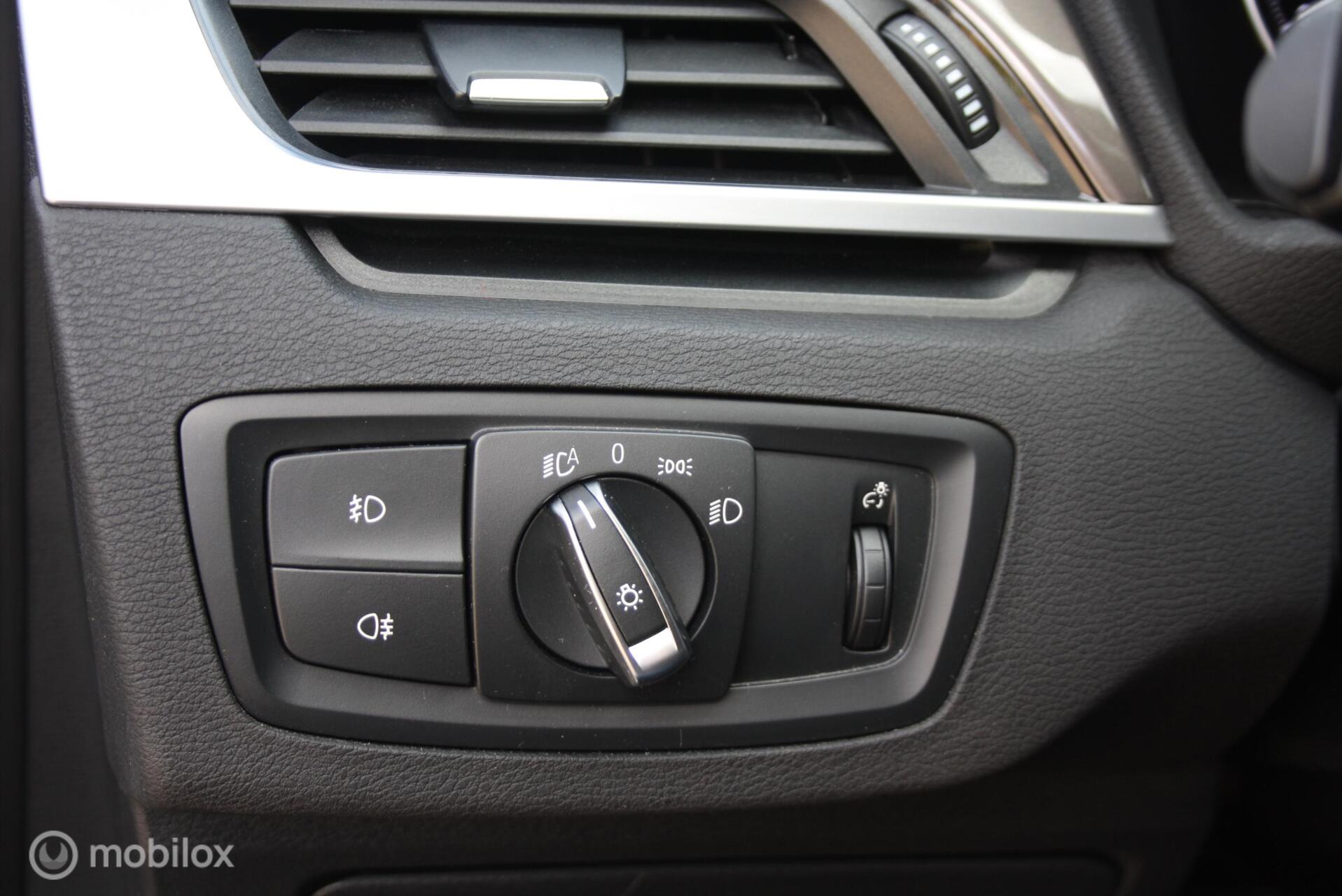 Foto van BMW X1 Sdrive18i