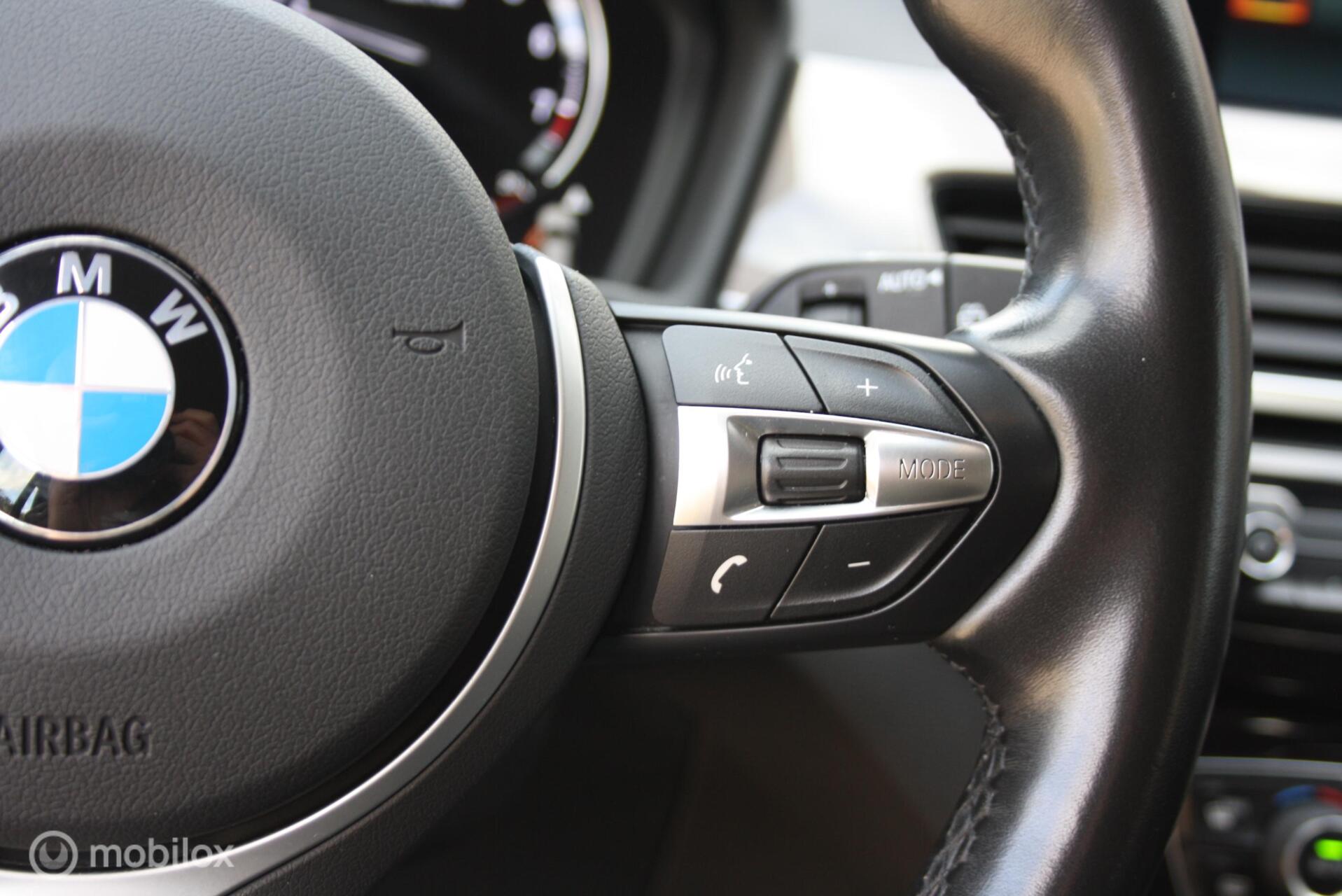 Foto van BMW X1 Sdrive18i