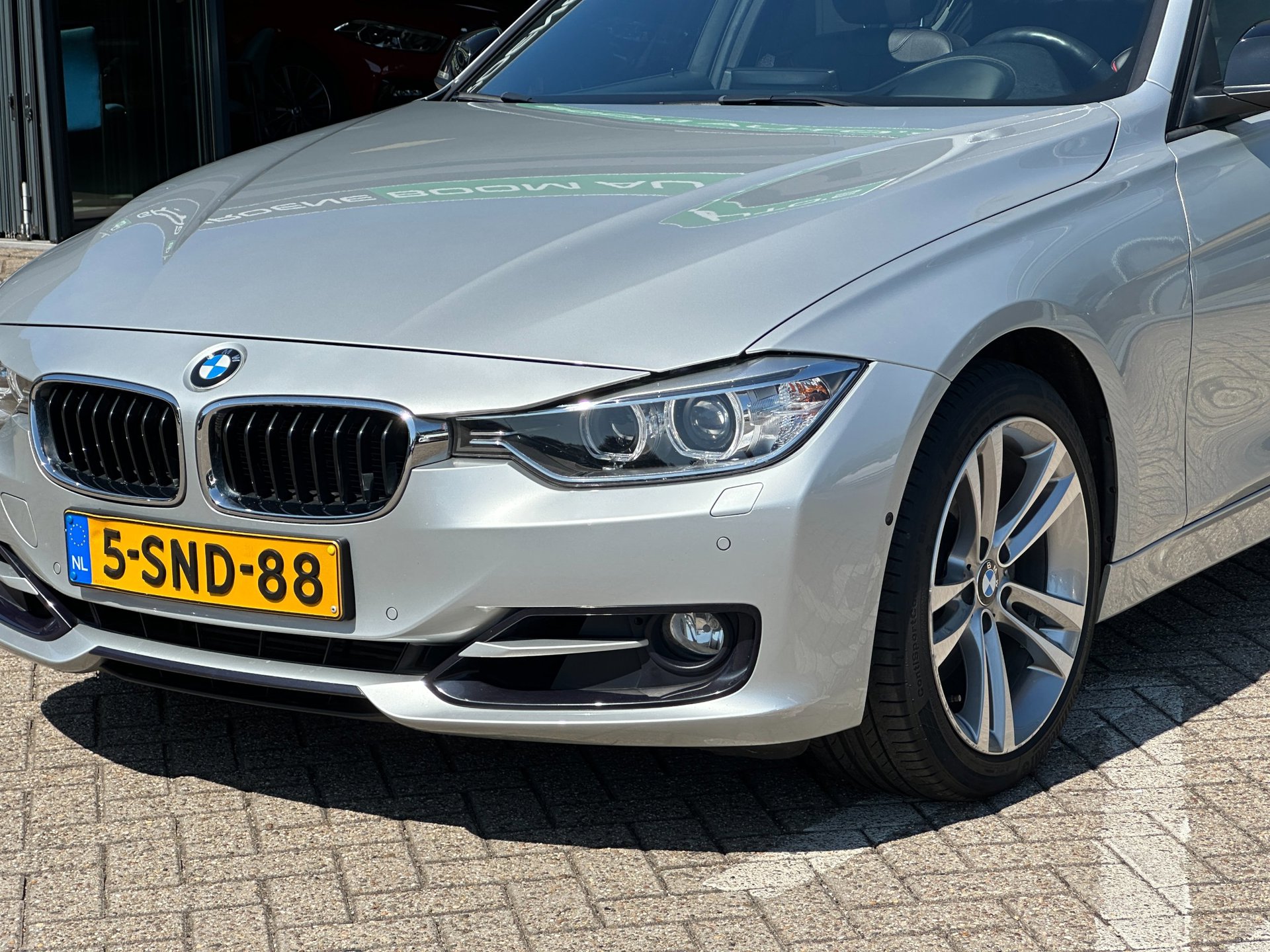 Foto van BMW 328i xDrive
