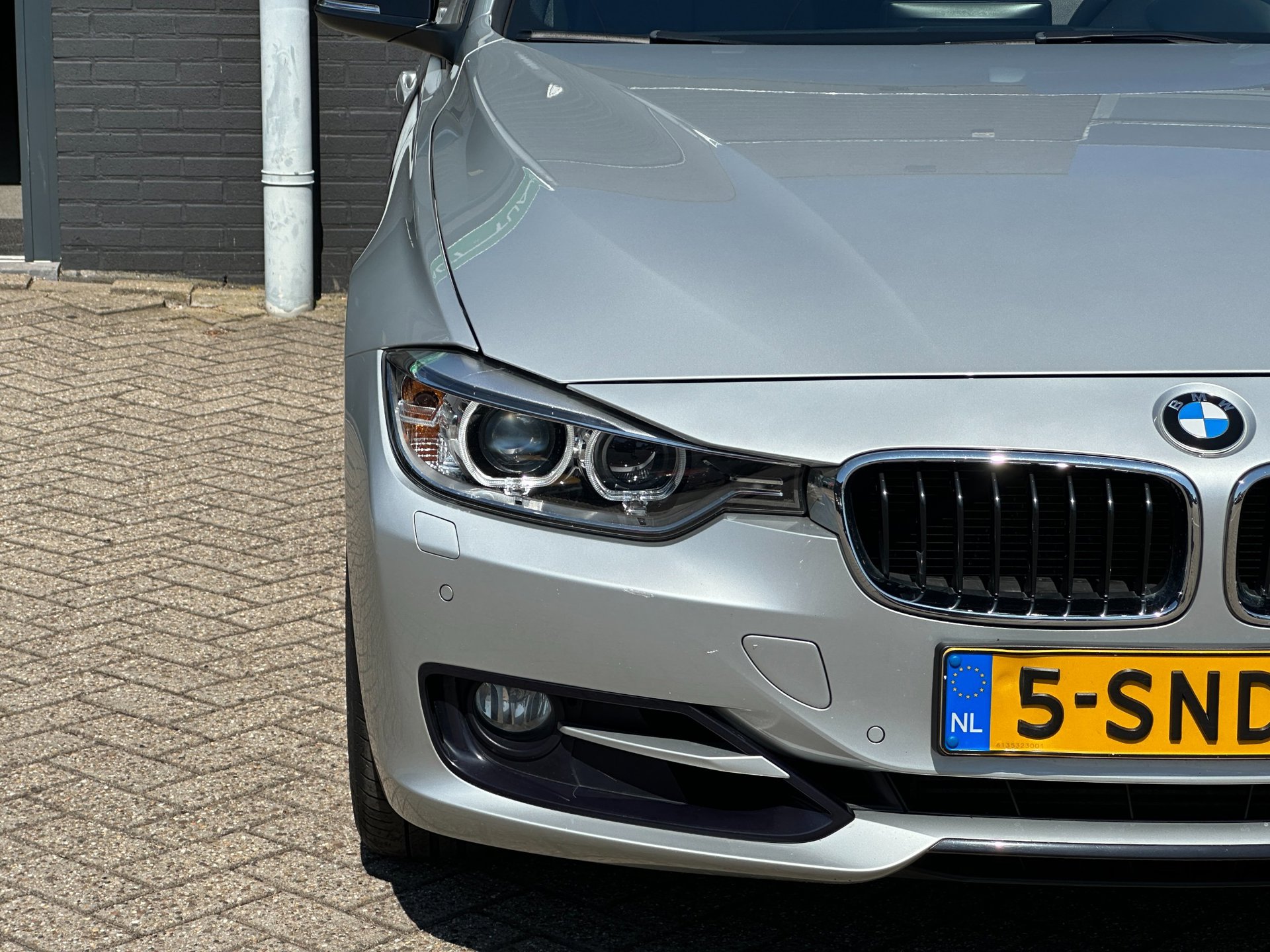 Foto van BMW 328i xDrive