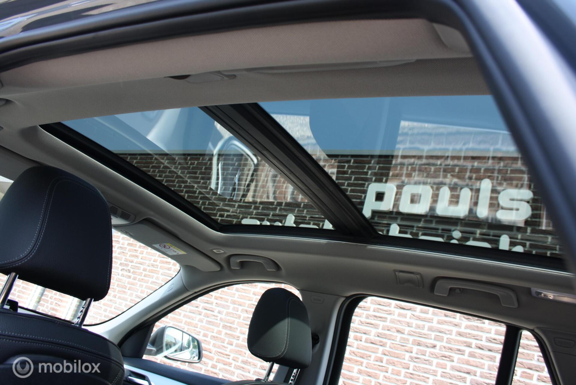 Foto van BMW X1 Xdrive25e