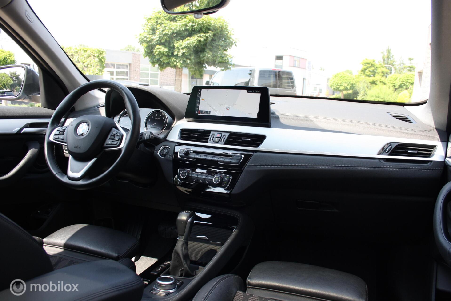 Foto van BMW X1 Xdrive25e