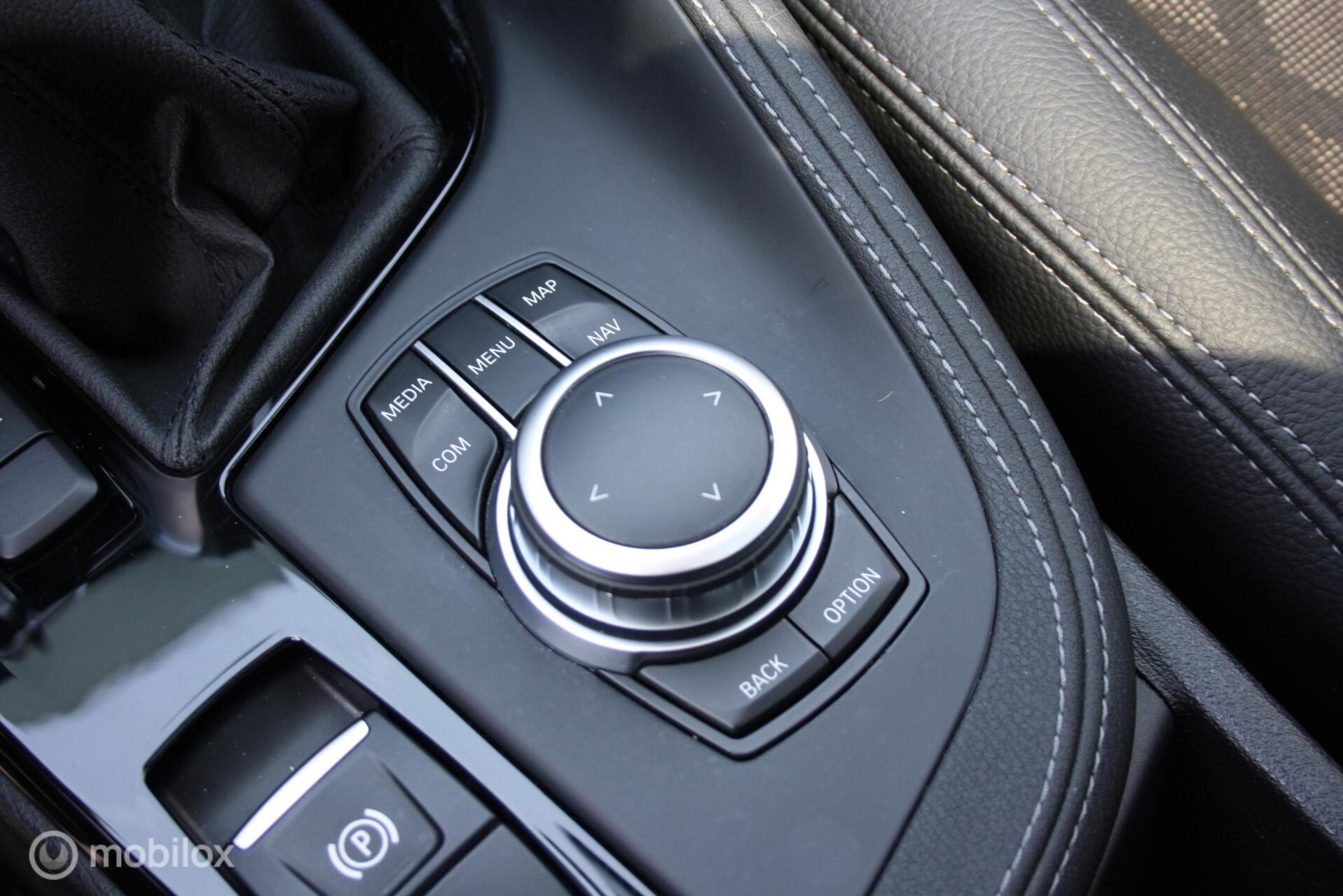 Foto van BMW X1 Xdrive25e