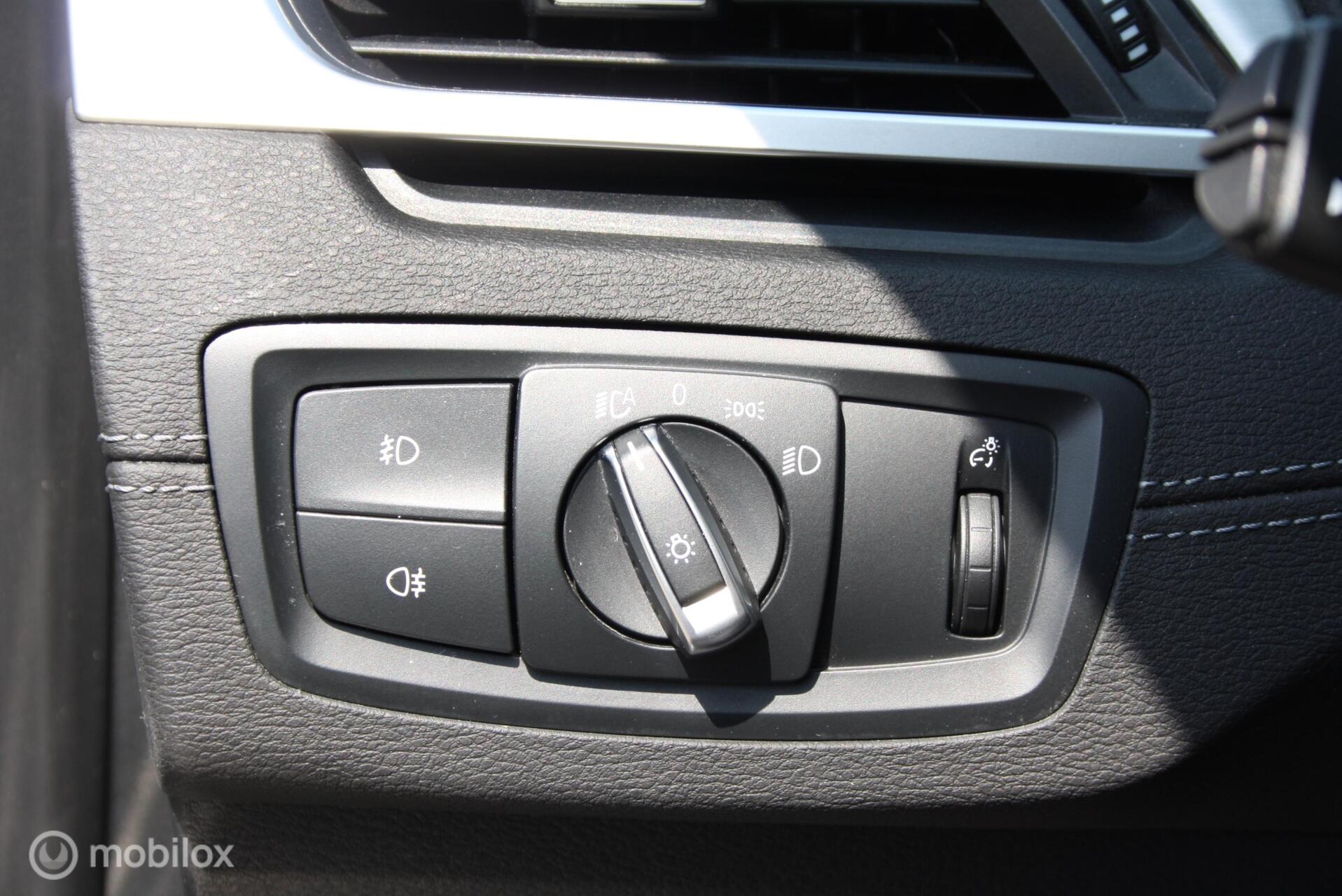 Foto van BMW X1 Xdrive25e