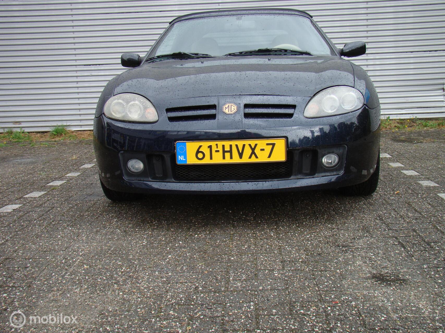 Foto van MG MG TF