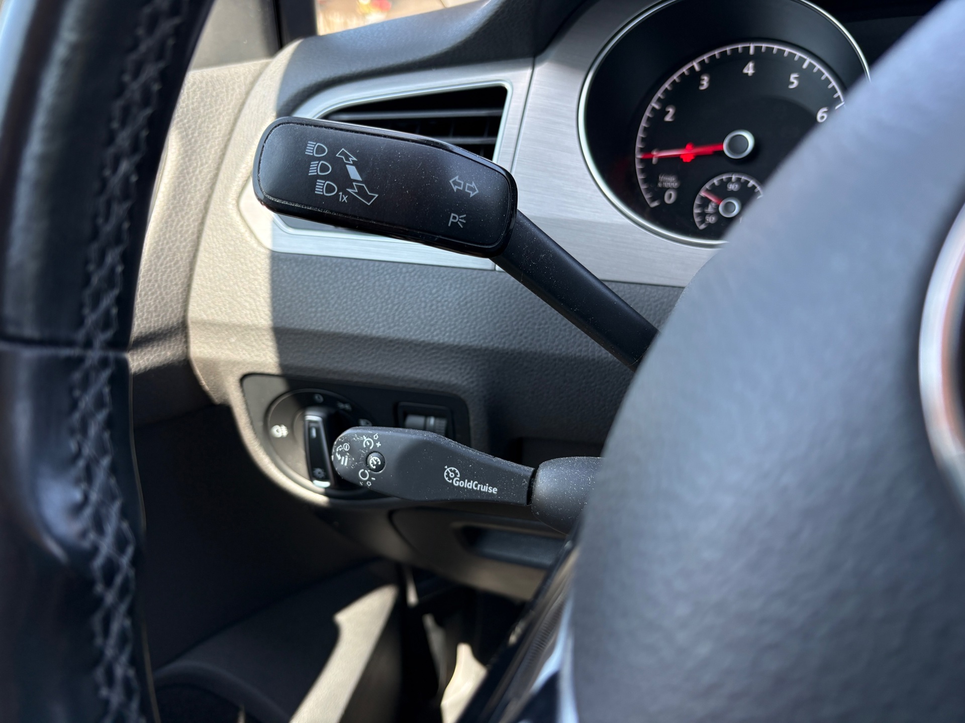 Foto van Volkswagen Golf Sportsvan
