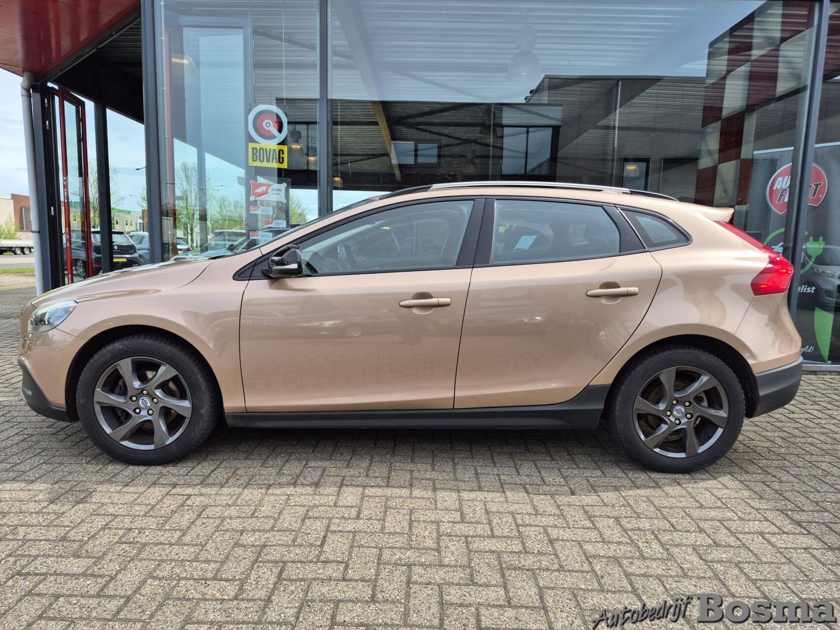 Foto van Volvo V40 Cross Country