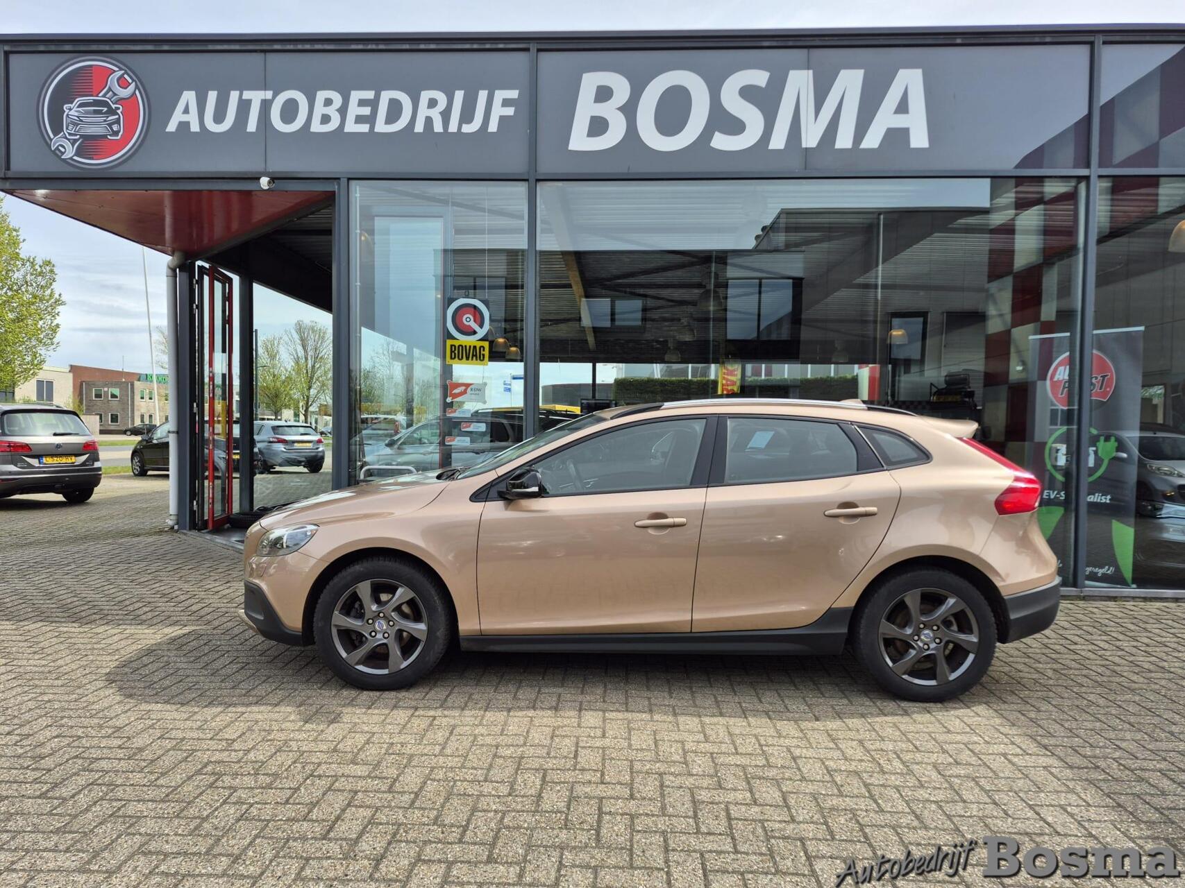 Foto van Volvo V40 Cross Country