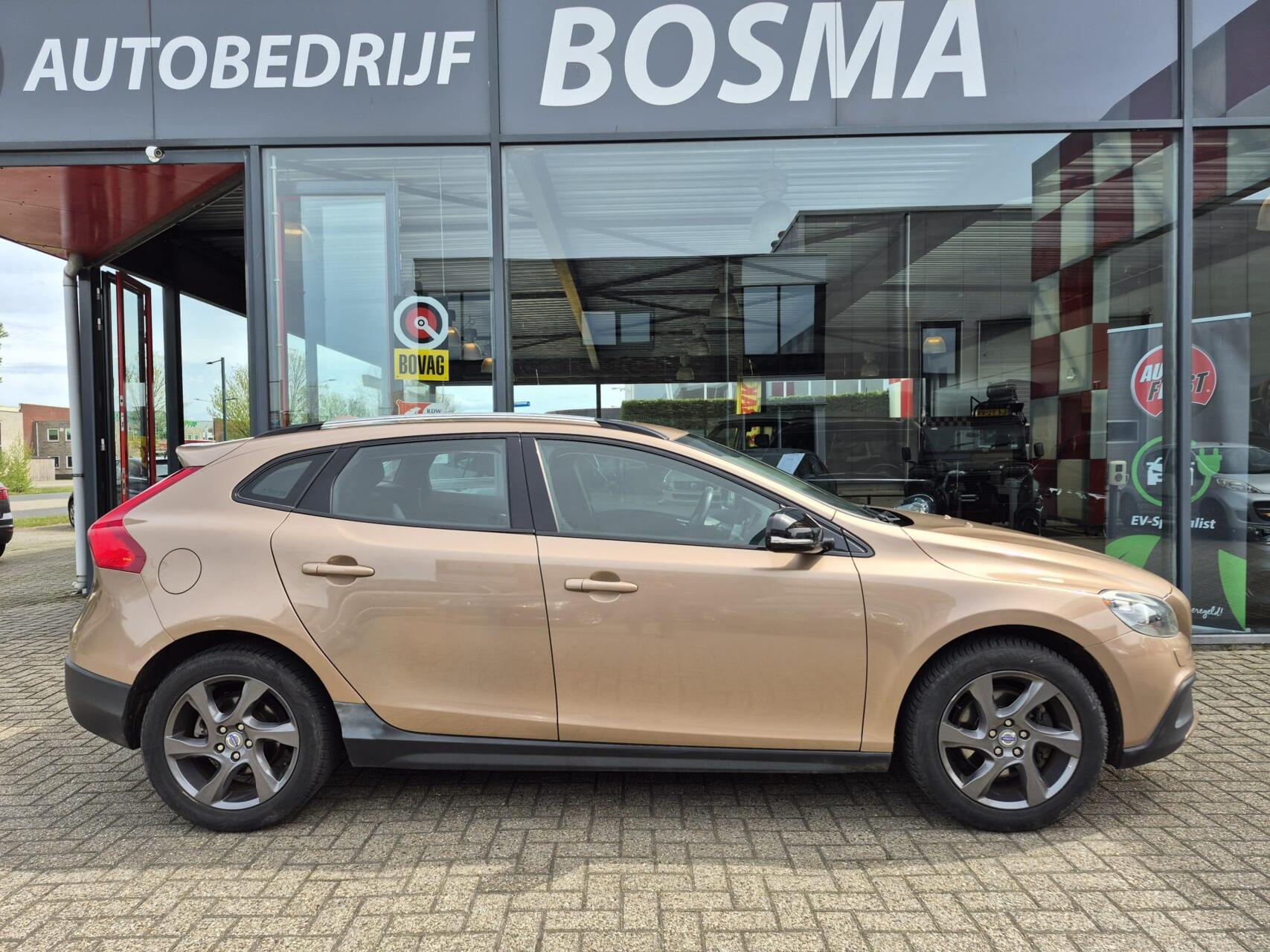 Foto van Volvo V40 Cross Country