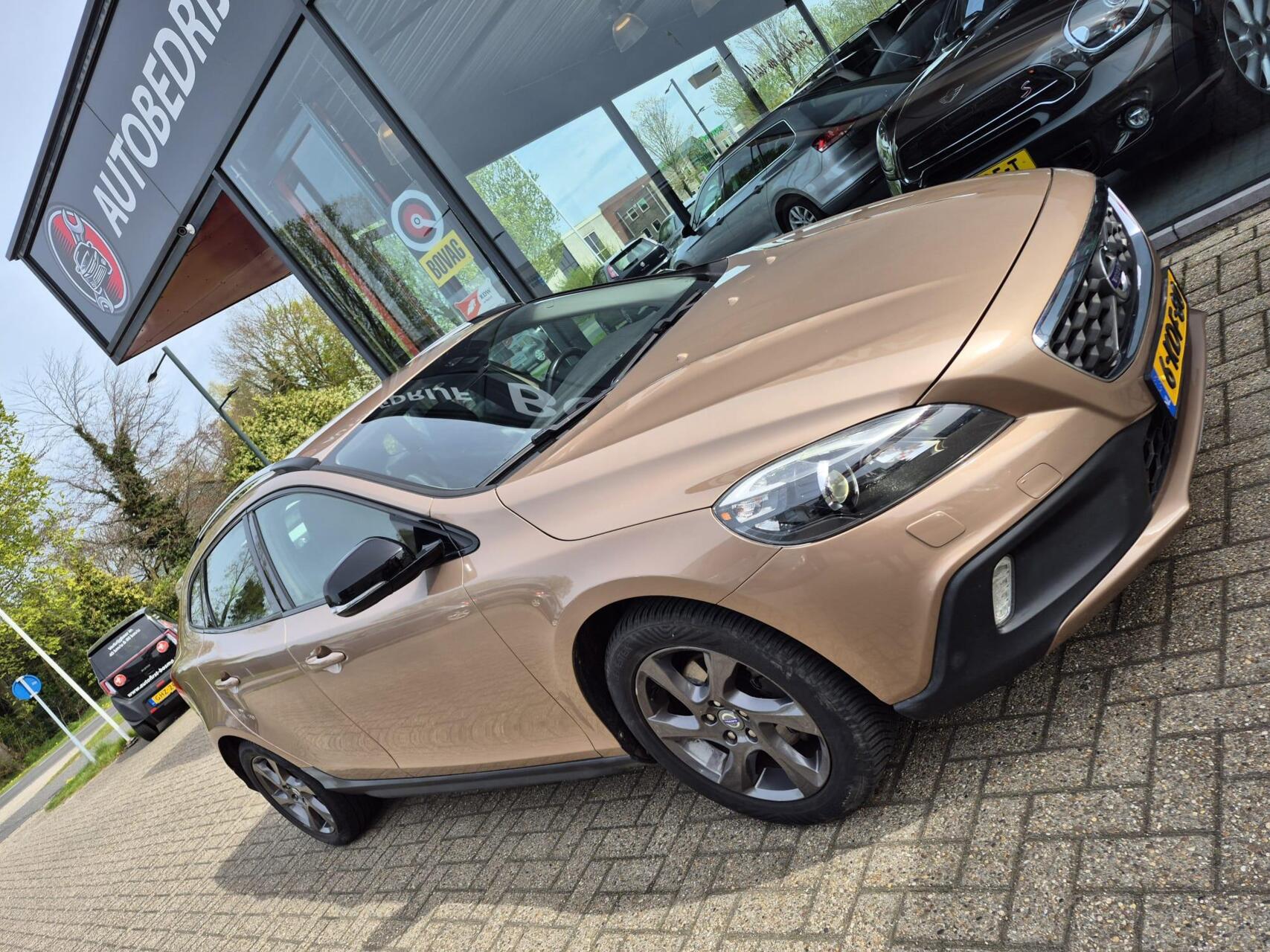 Foto van Volvo V40 Cross Country