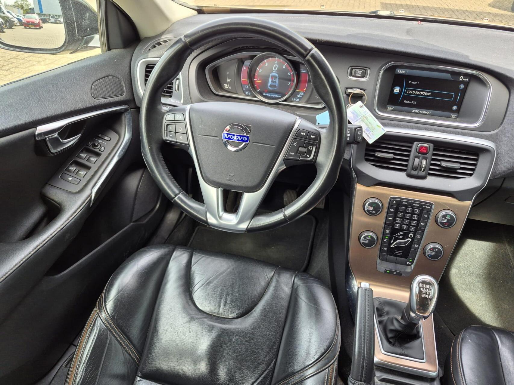 Foto van Volvo V40 Cross Country