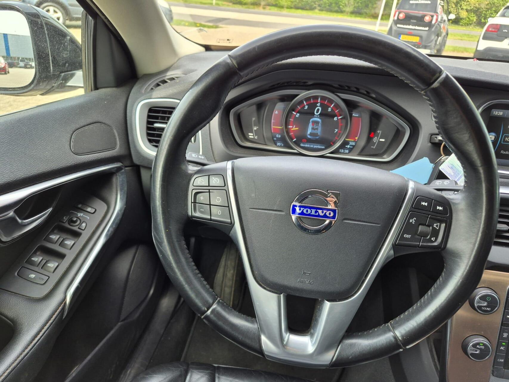 Foto van Volvo V40 Cross Country