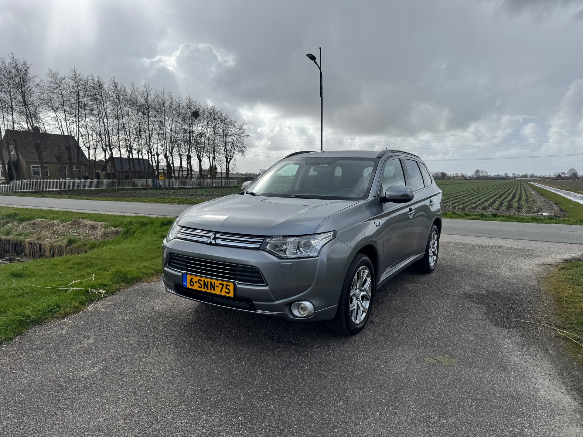 Foto van Mitsubishi Mitsubishi Outlander