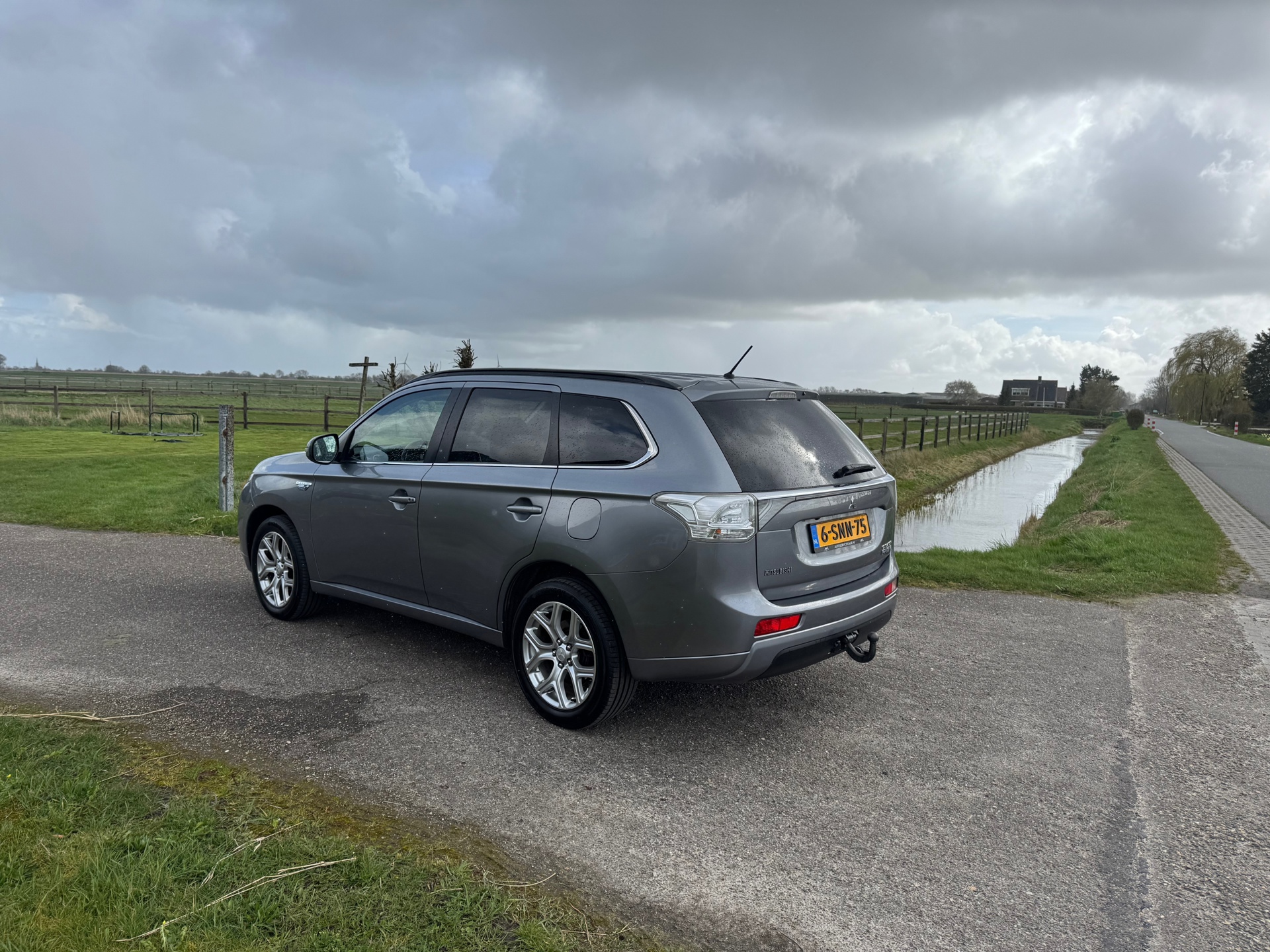 Foto van Mitsubishi Mitsubishi Outlander