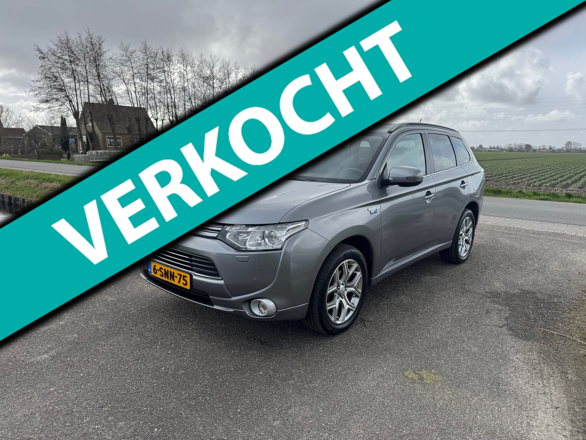 Mitsubishi Mitsubishi Outlander 2.0 PHEV instyle 4WD 2013 - voorkant