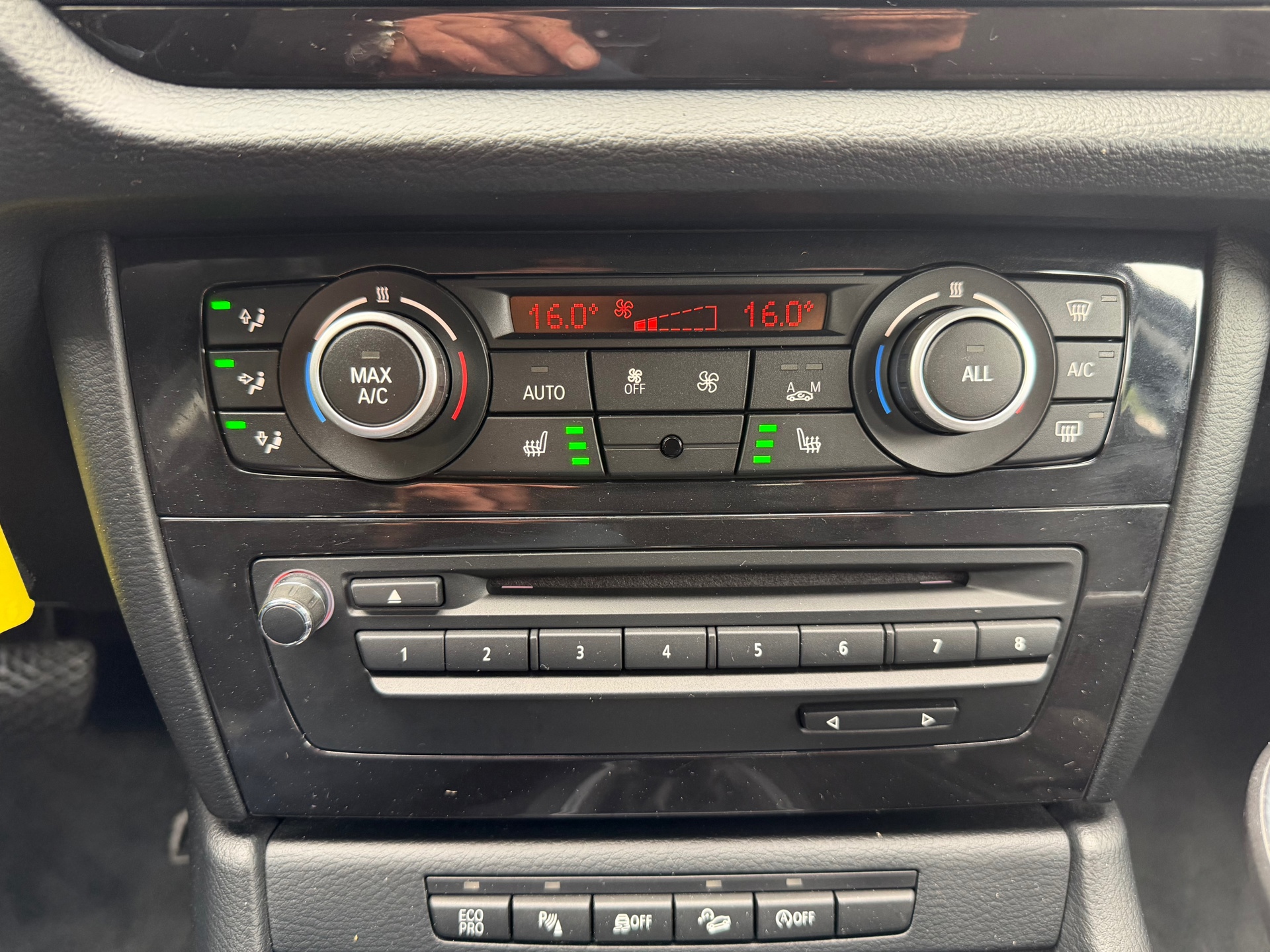Foto van BMW X1