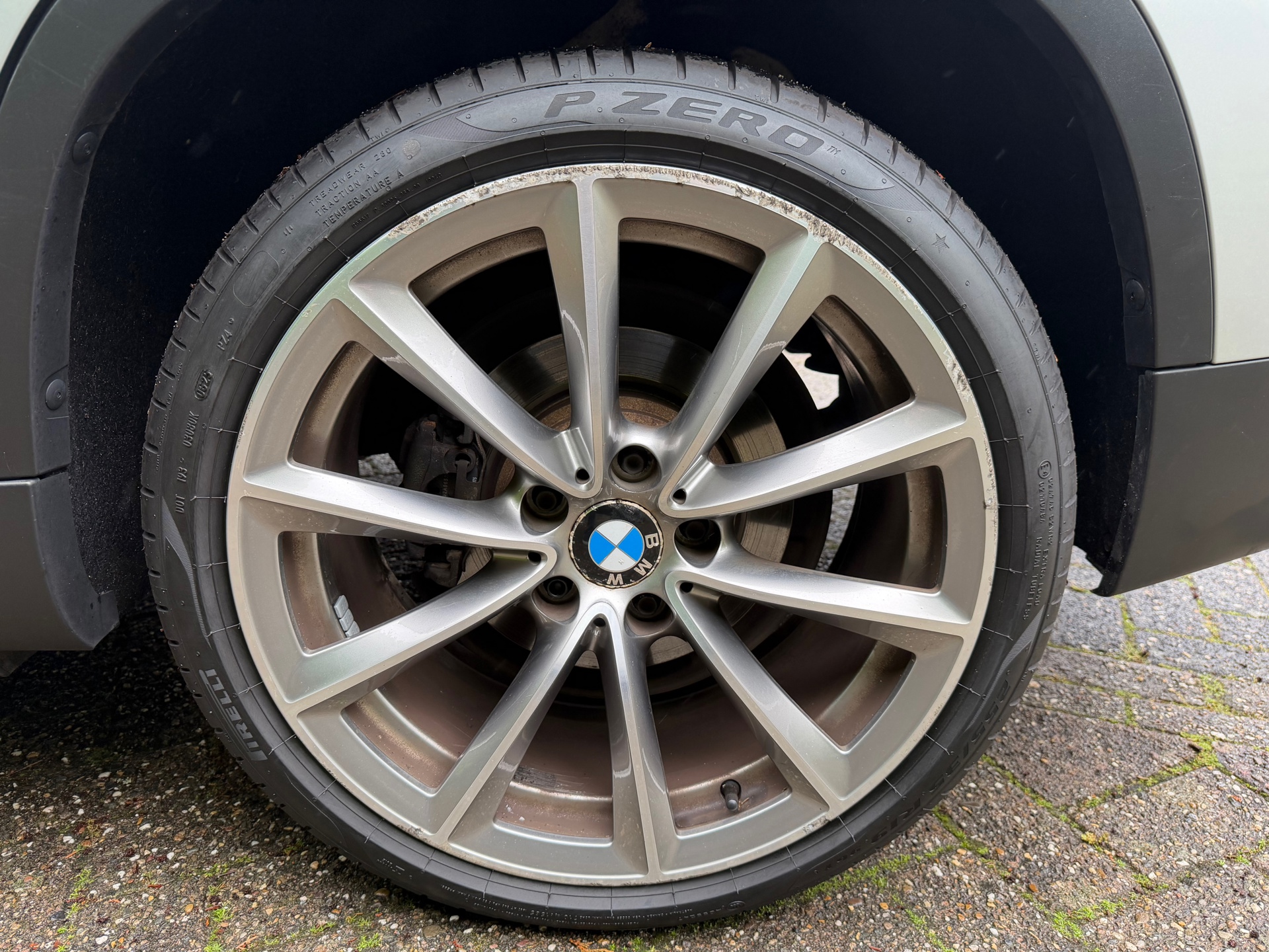 Foto van BMW X1