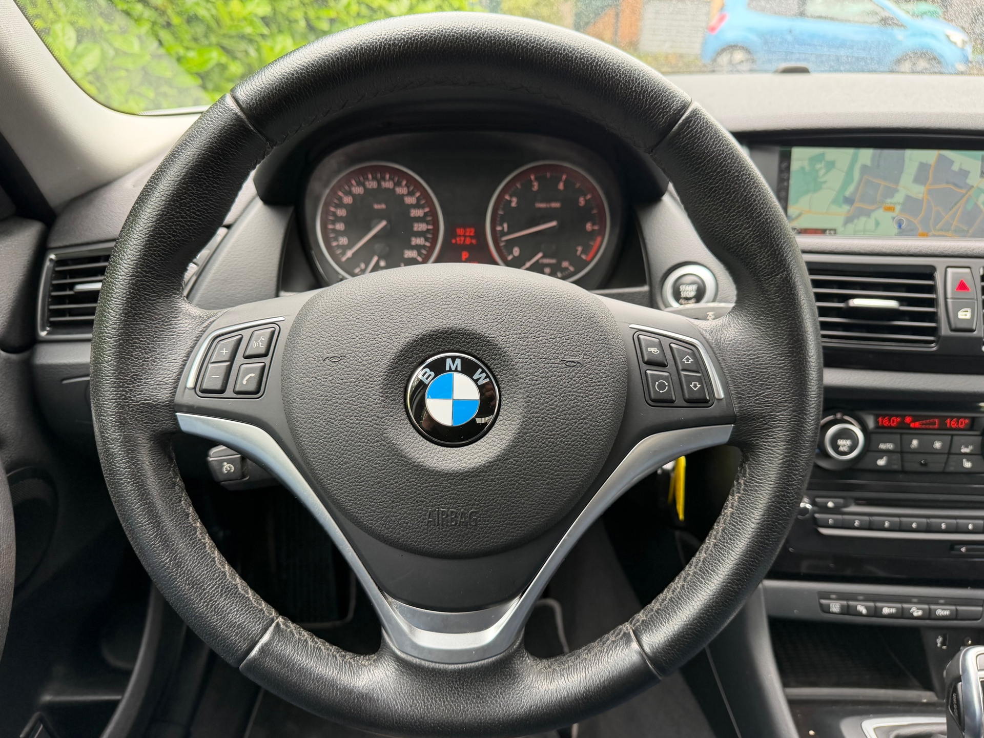 Foto van BMW X1