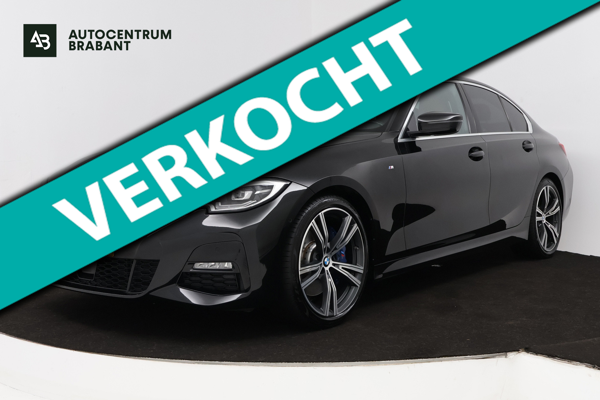 BMW 330i 330i High Executive Edition (STOELVERWARMING, SFEERVERLICHTING, ACHTERUITRIJCAMERA, NAVIGATIE, PARKEERSENSOREN) 2019 - voorkant