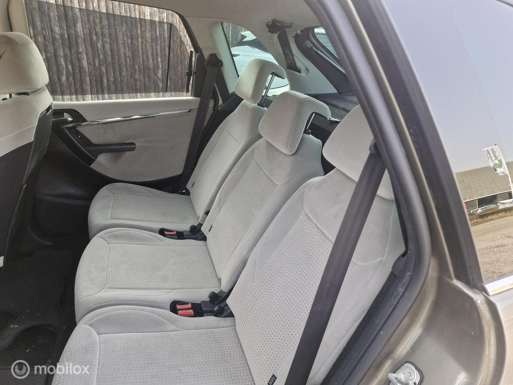 Foto van Citroen C4