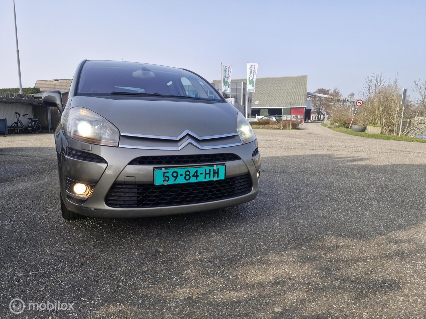 Foto van Citroen C4