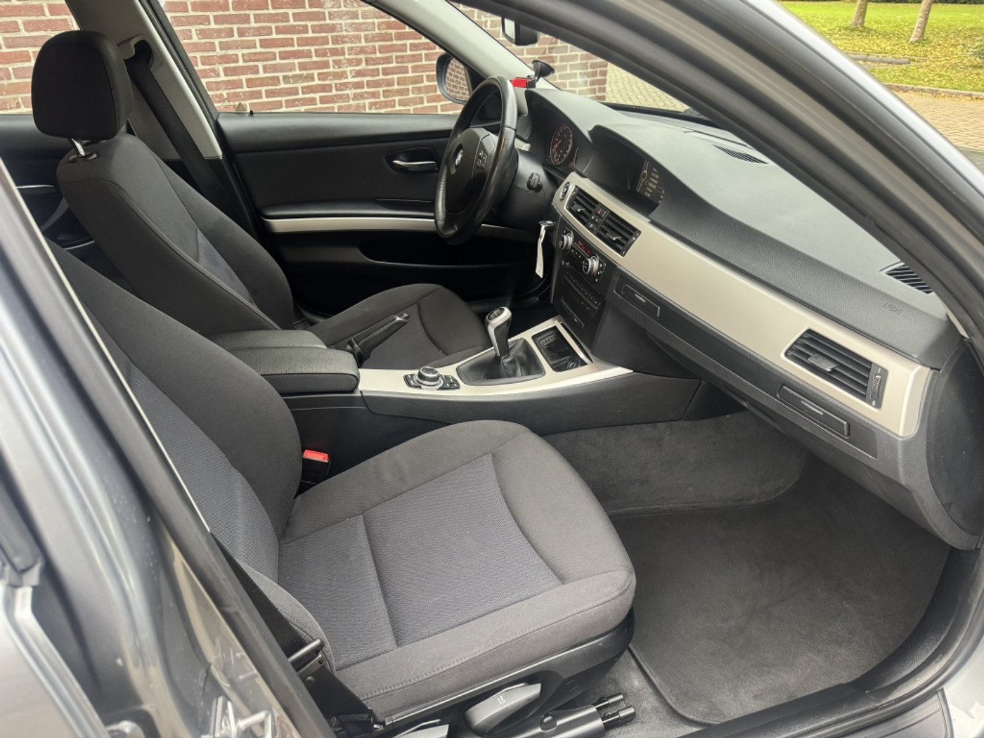 Foto van BMW 318i