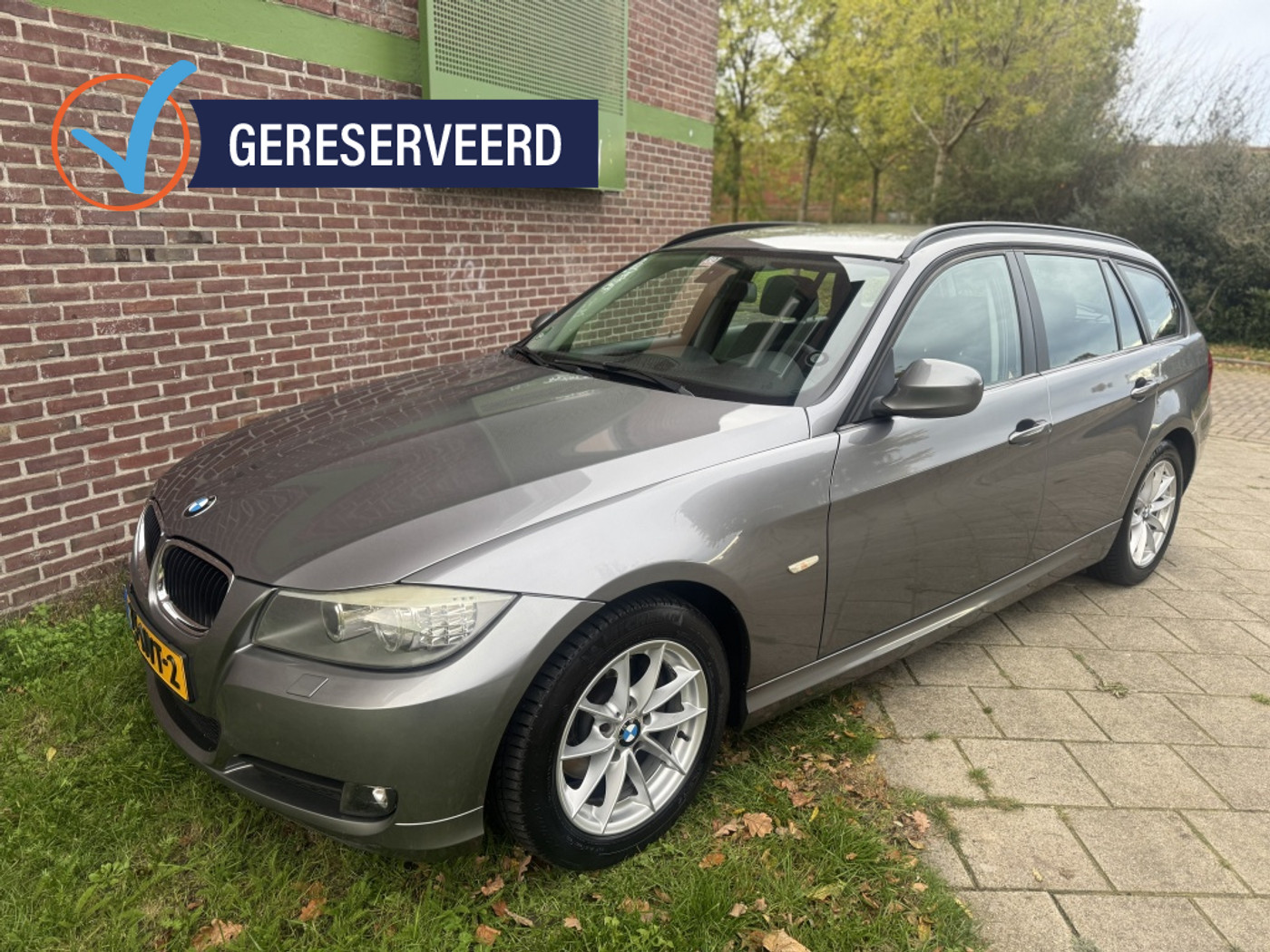 BMW 318i 318i B-ness Line*2010*Cruise|Ecc|Xen|Nav 2010 - voorkant