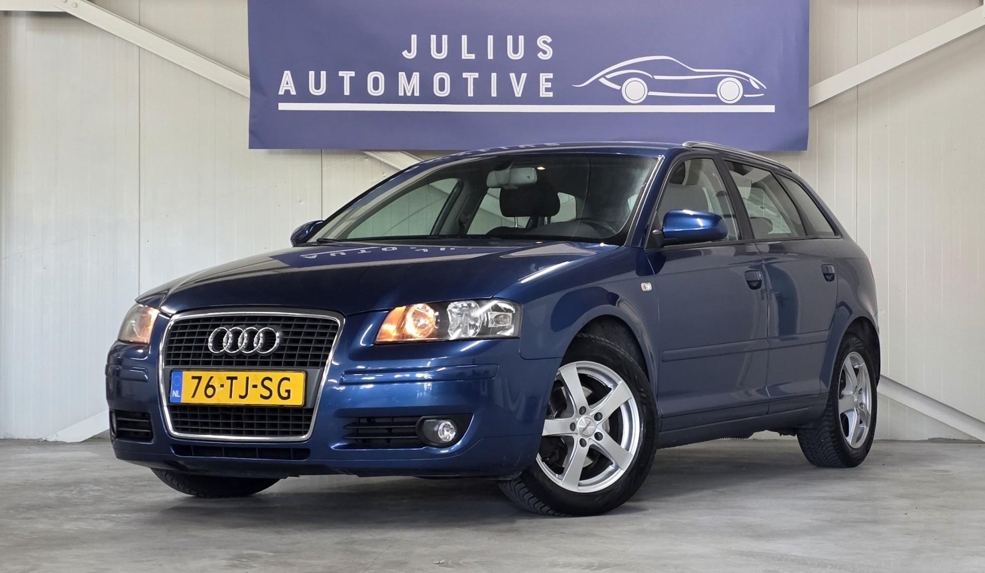 Audi Audi A3 2.0 FSI Ambiente Leer Trekhaak Navi PDC Clima Mooi! 2006 - voorkant