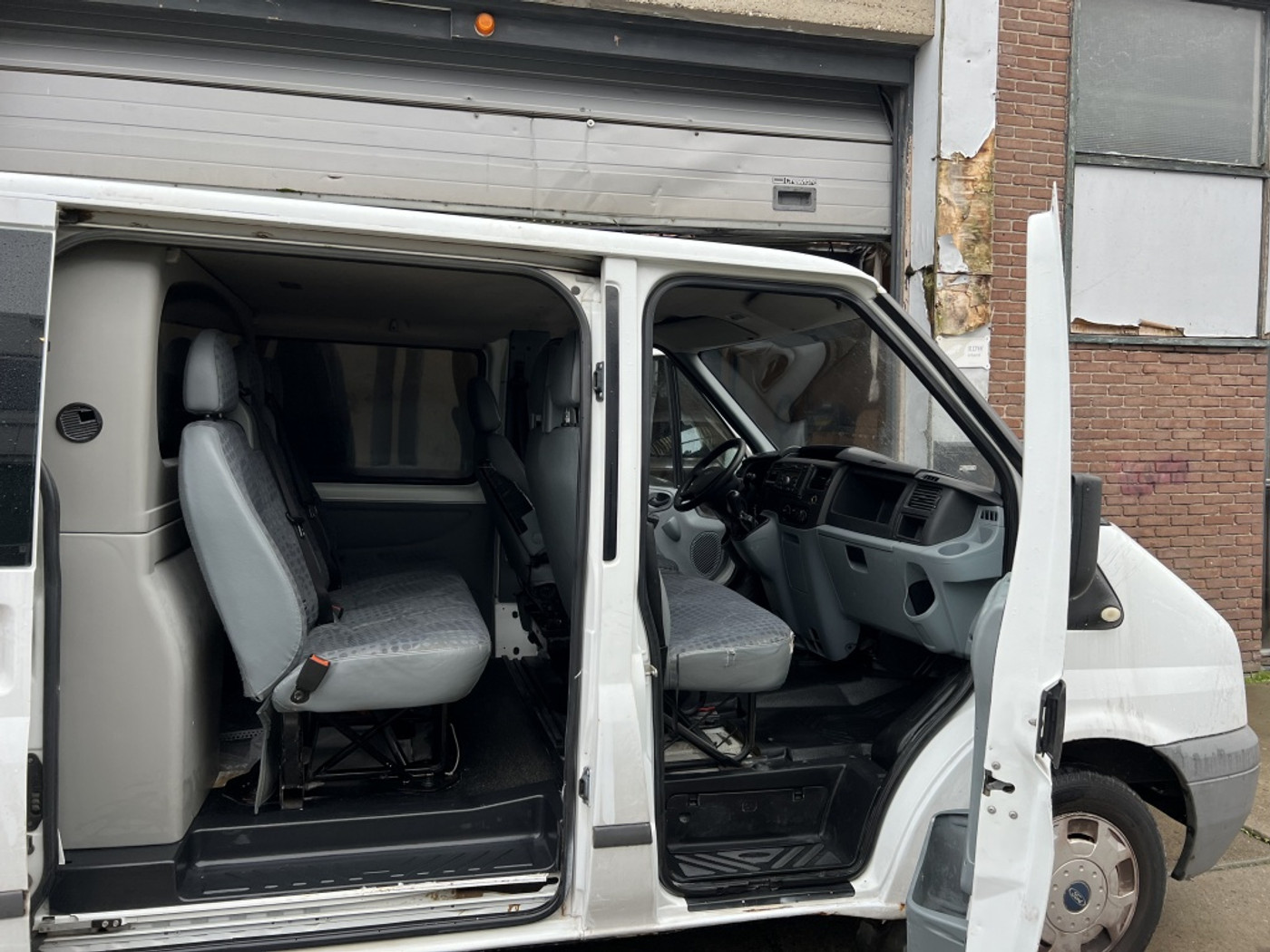 Foto van Ford Transit 260s FD DC 110 LR 4.23