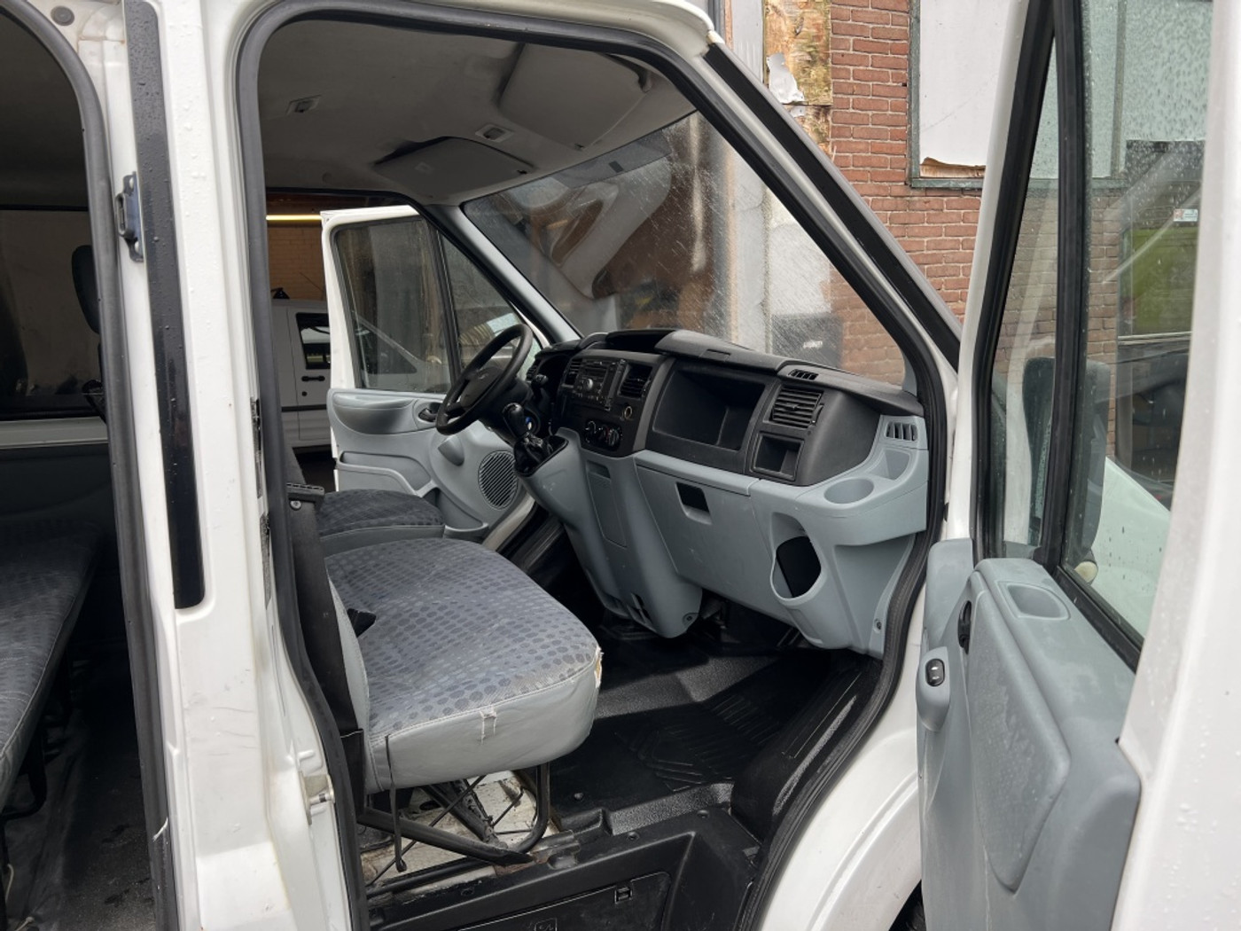 Foto van Ford Transit 260s FD DC 110 LR 4.23