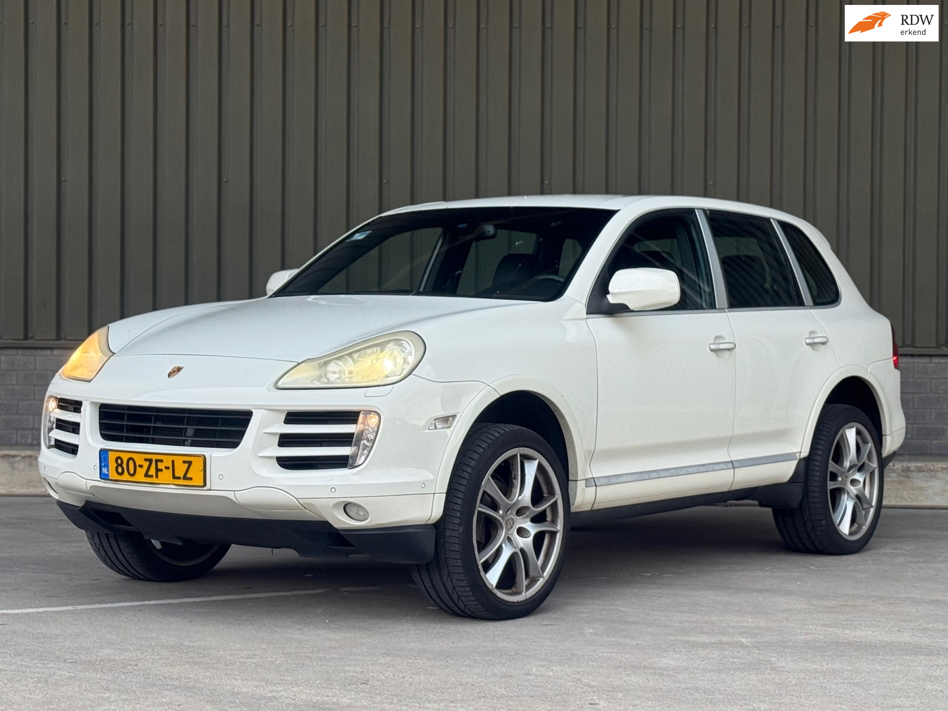 Porsche Cayenne 3.6 / APK / luchtvering 2008 - voorkant