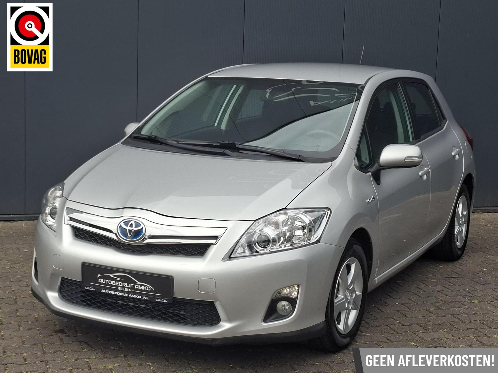 Toyota Toyota Auris 1.8 Full Hybrid Aspiration / NAVI / LAGE KM STAND 2011 - voorkant