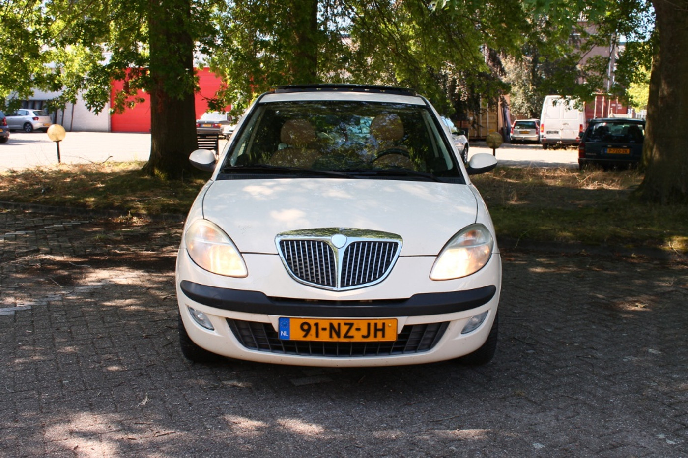 Lancia Lancia Ypsilon 1.4-16V Platino 2004 - voorkant