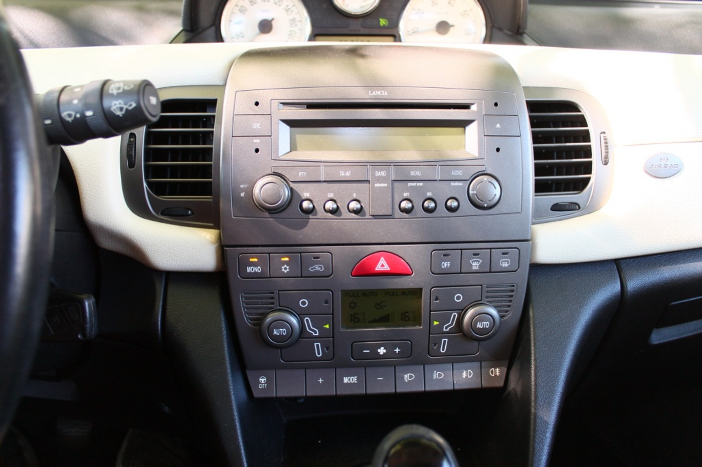 Foto van Lancia Lancia Ypsilon