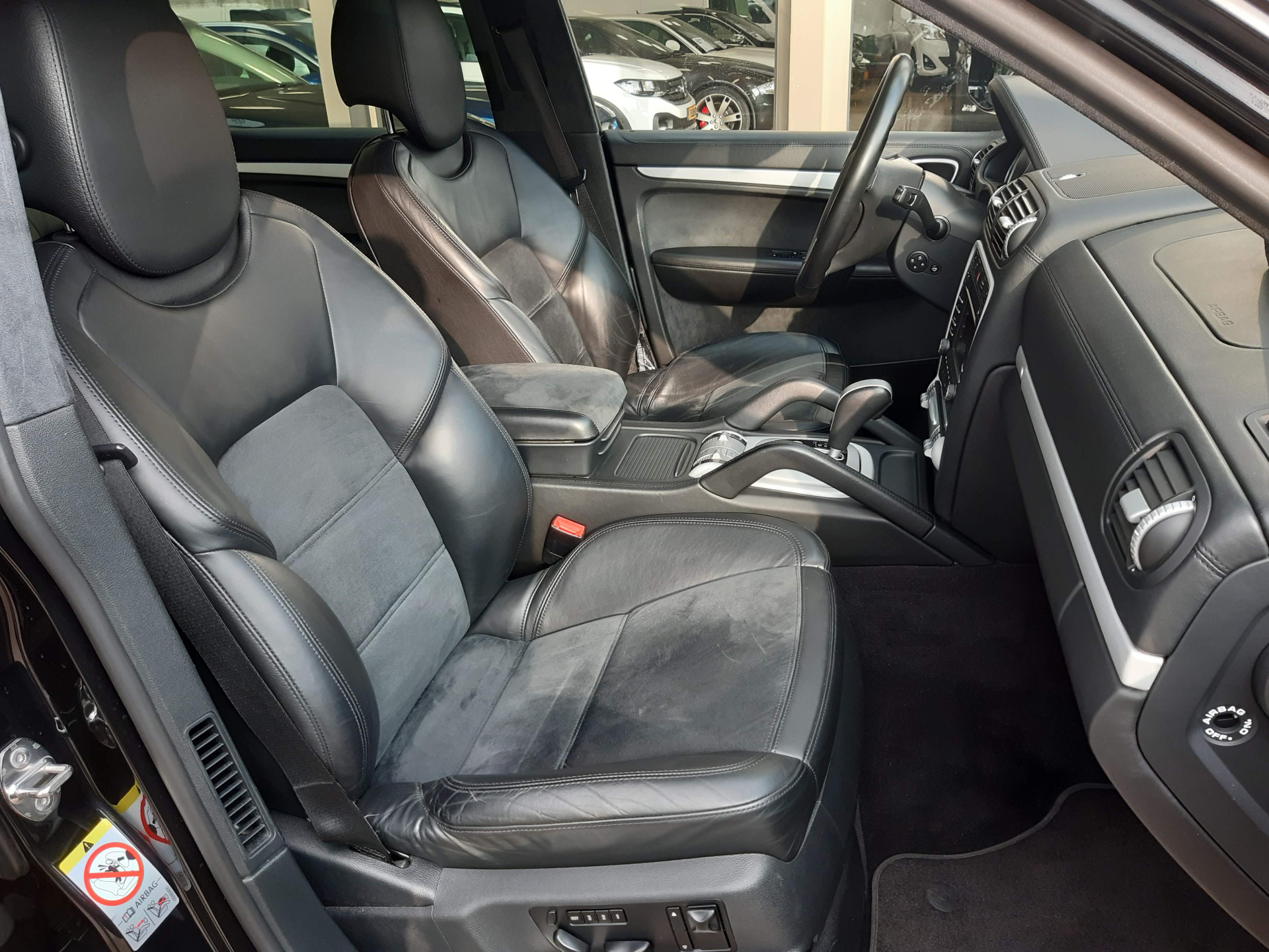 Foto van Porsche Cayenne GTS