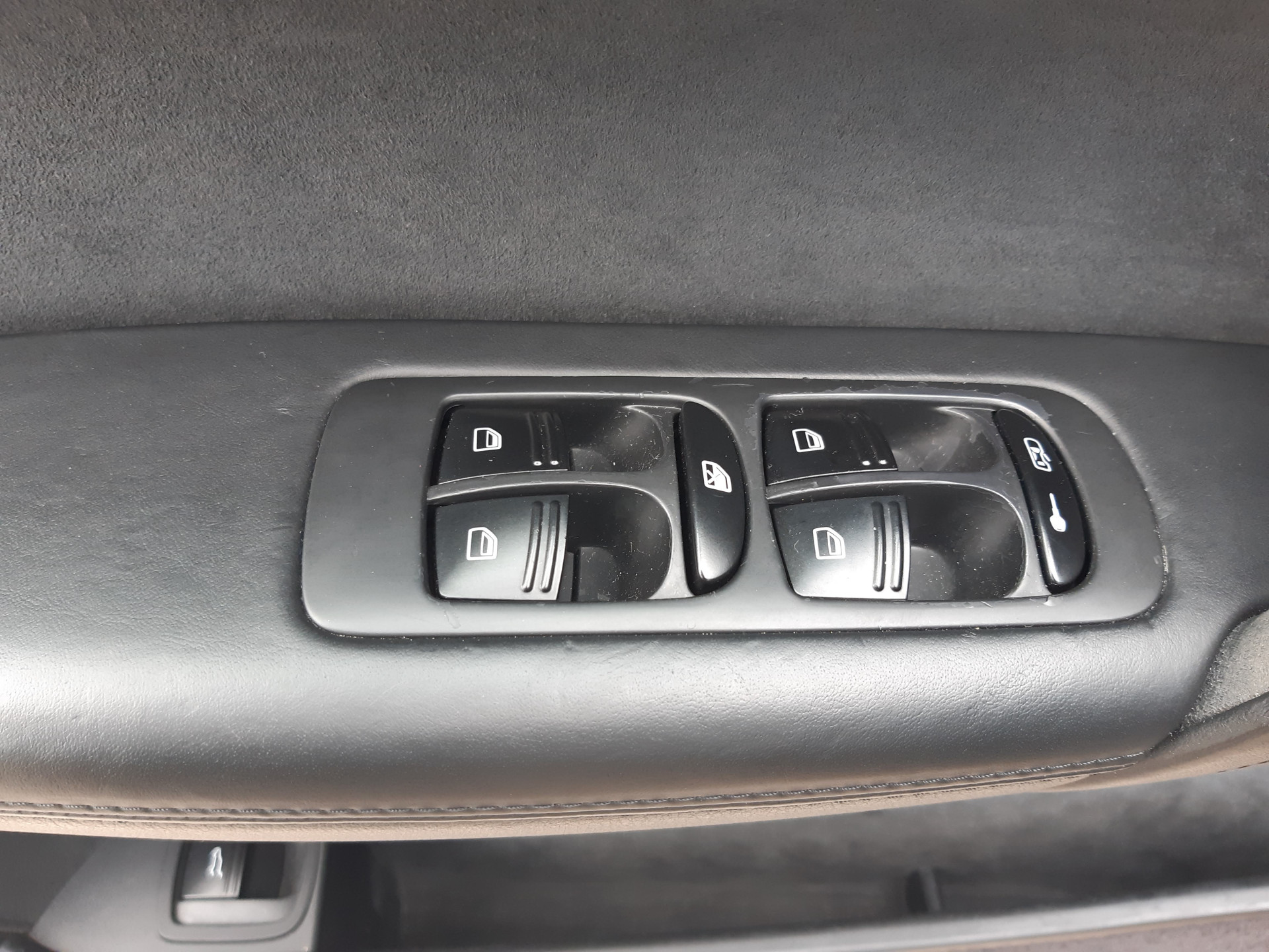 Foto van Porsche Cayenne GTS