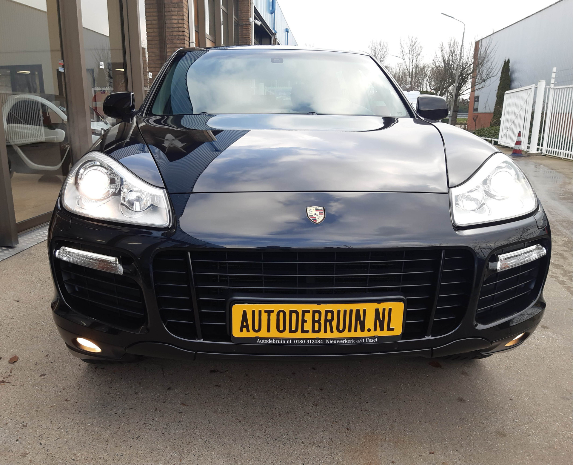 Foto van Porsche Cayenne GTS