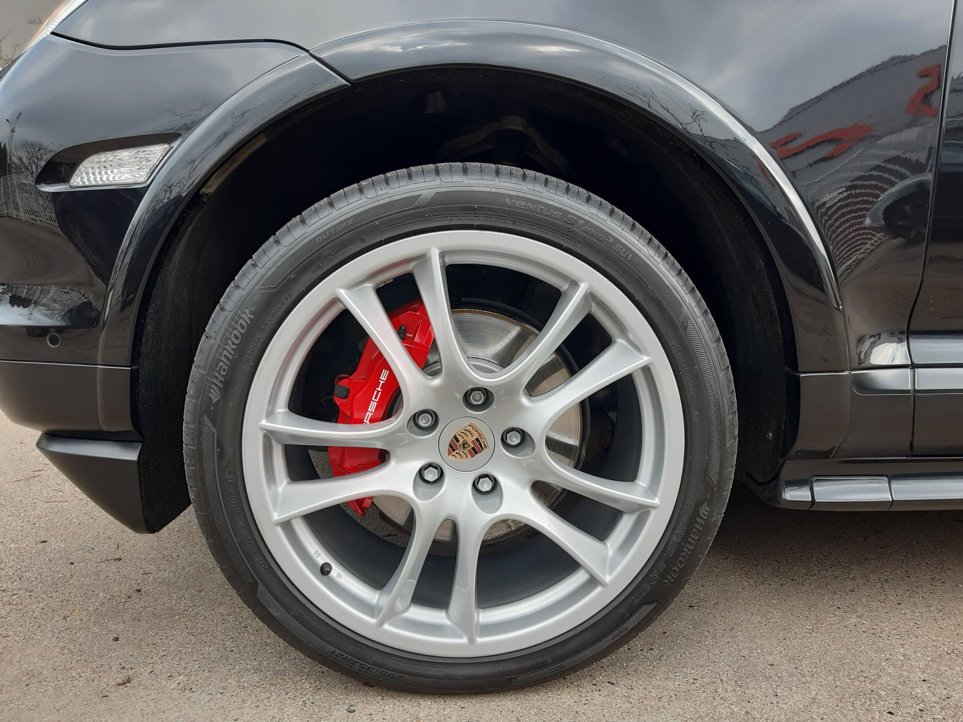 Foto van Porsche Cayenne GTS