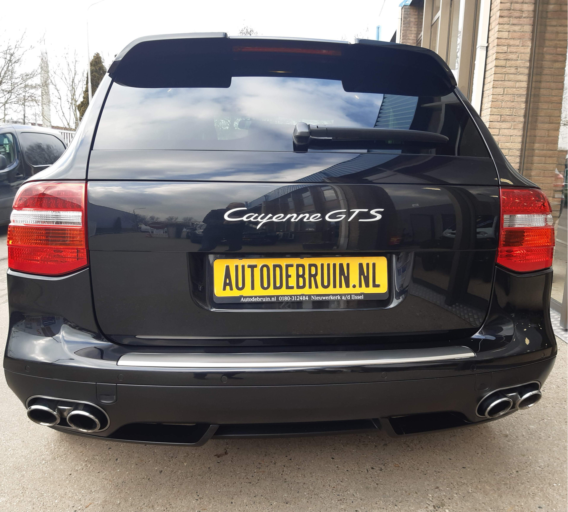 Foto van Porsche Cayenne GTS