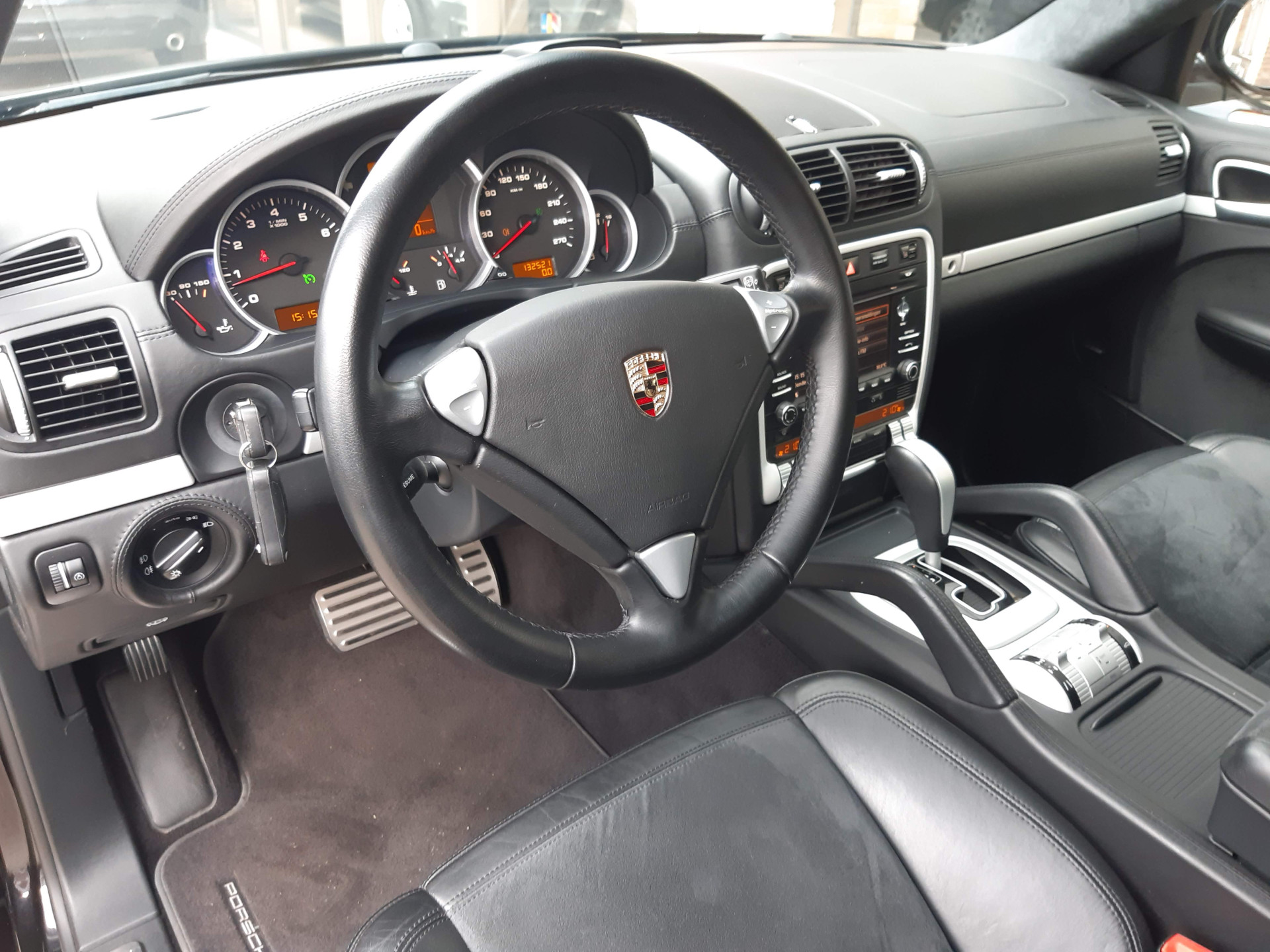 Foto van Porsche Cayenne GTS