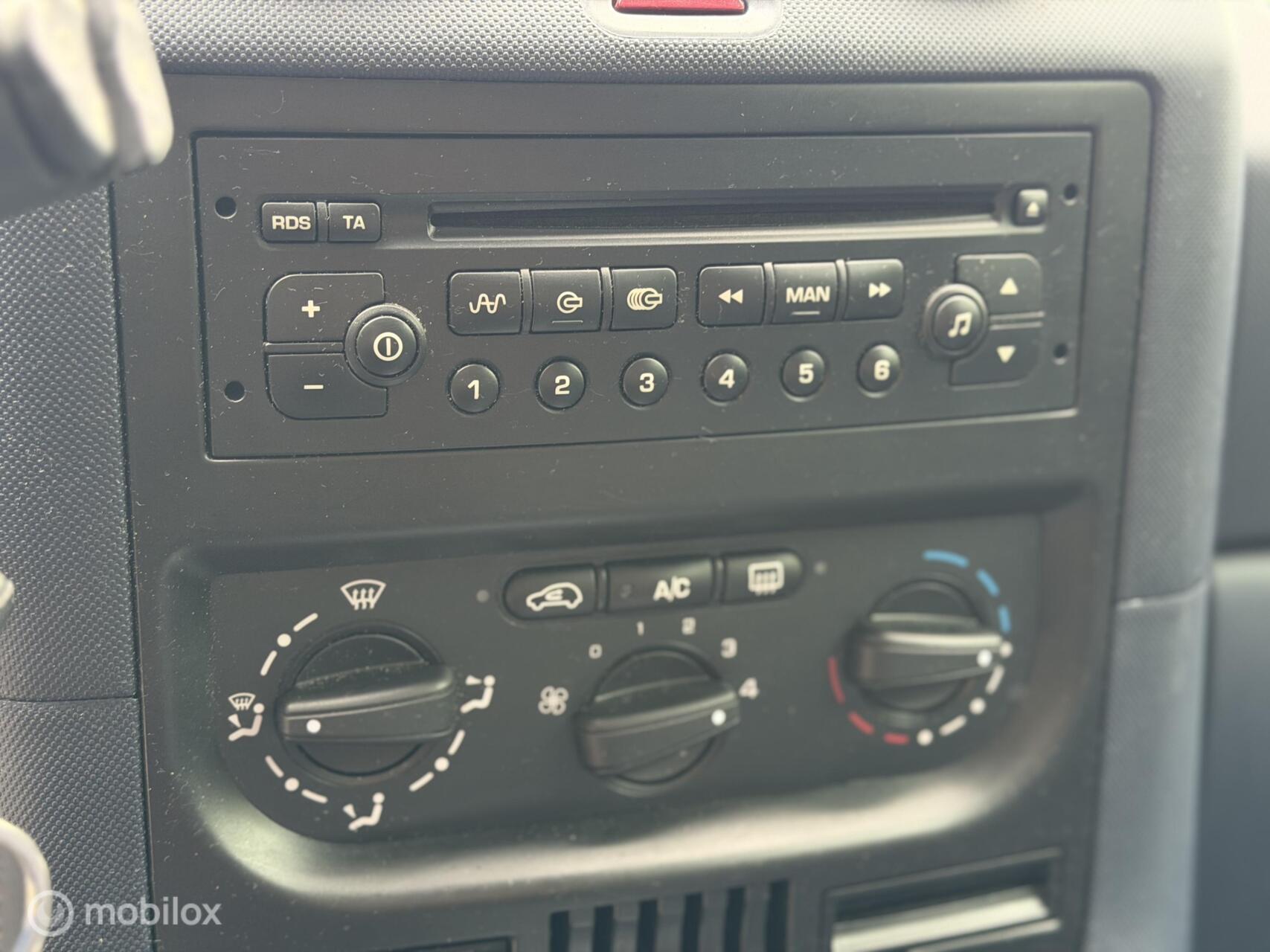 Foto van Peugeot 1007